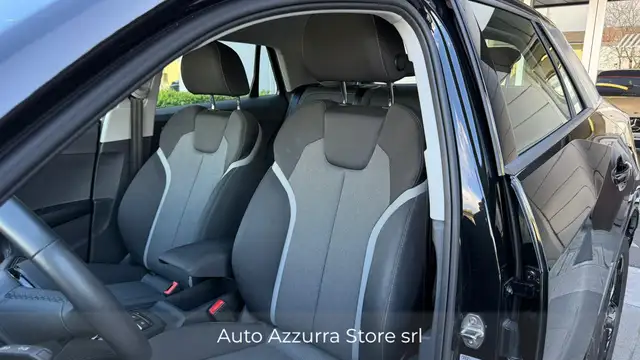 Audi Q2 view 14