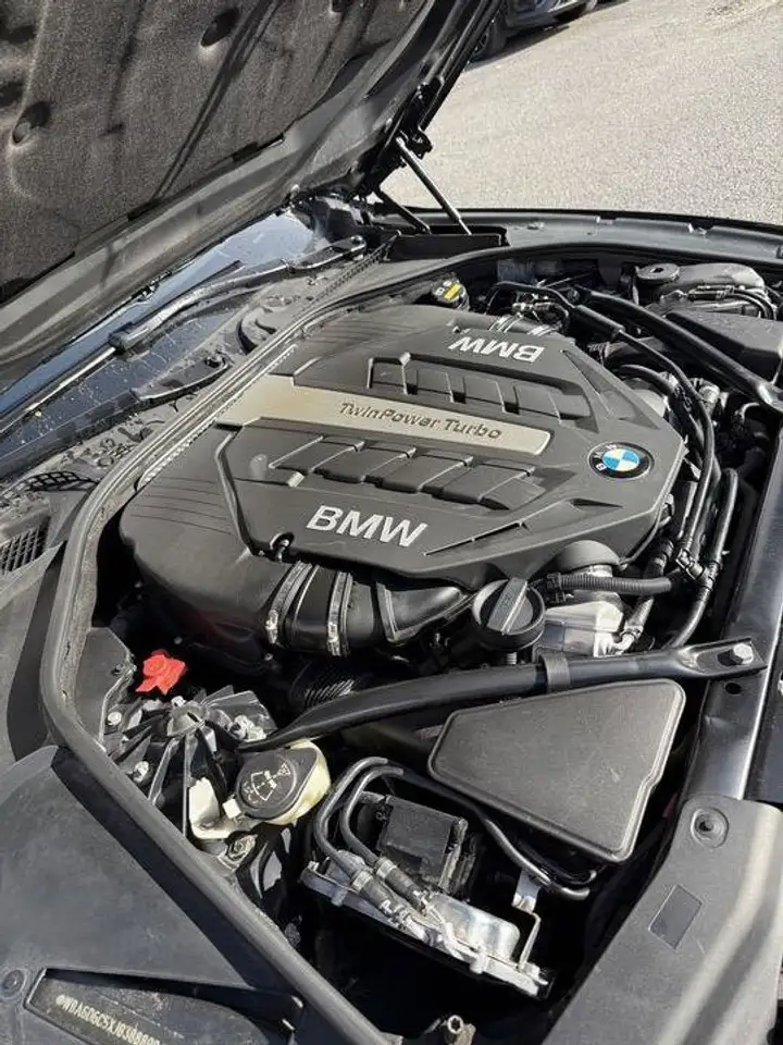 BMW 6 Series photo BMW 6 Series