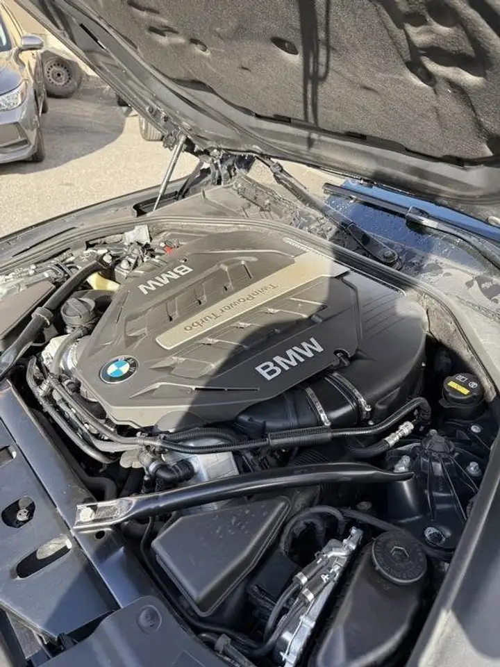 BMW 6 Series photo BMW 6 Series