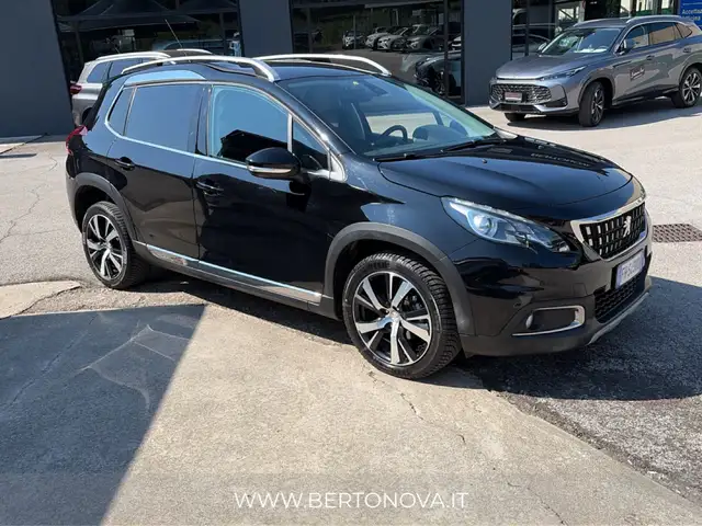 Peugeot 2008 view 5