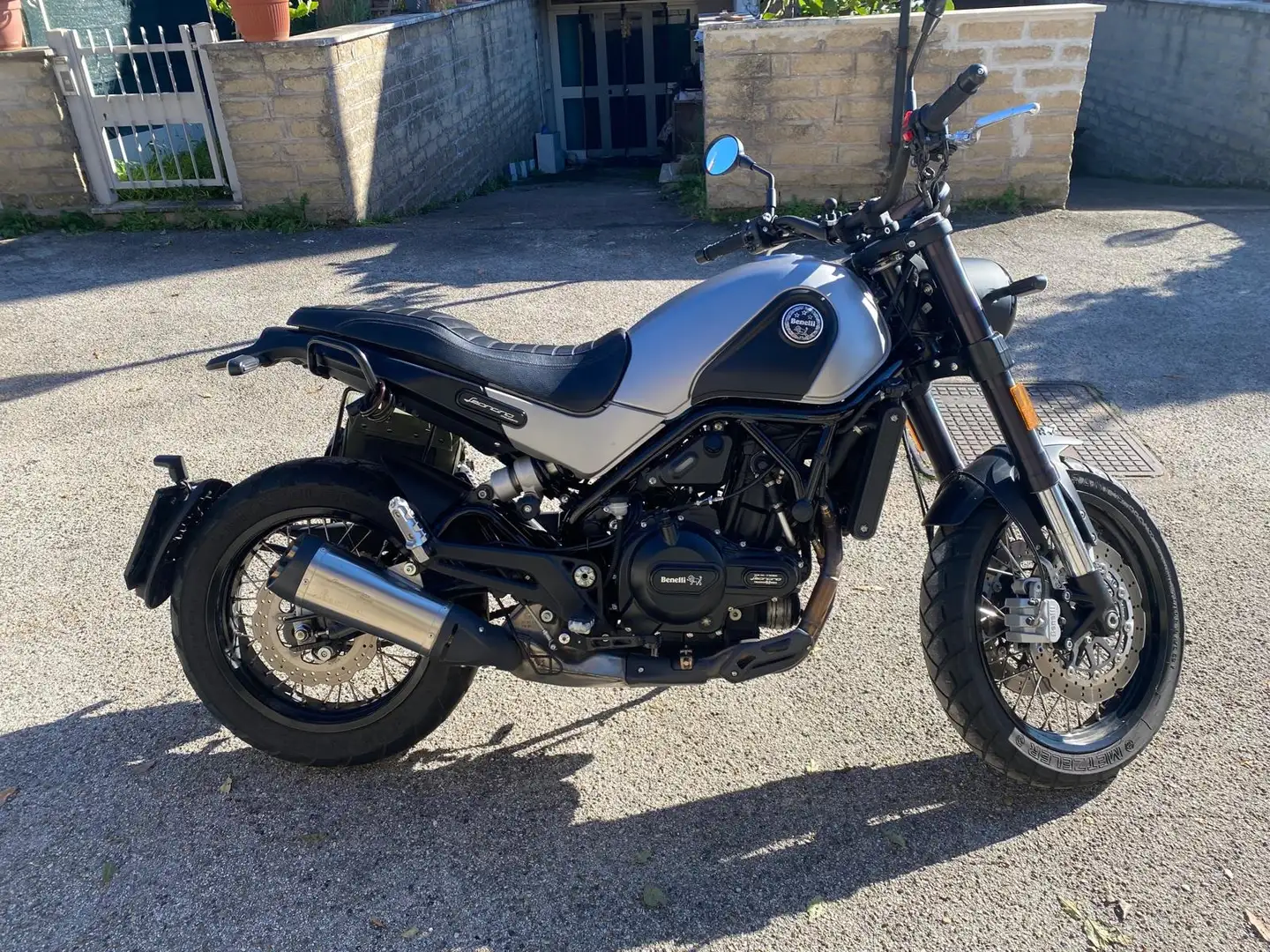 Benelli Leoncino 500 Trail Gri - 2