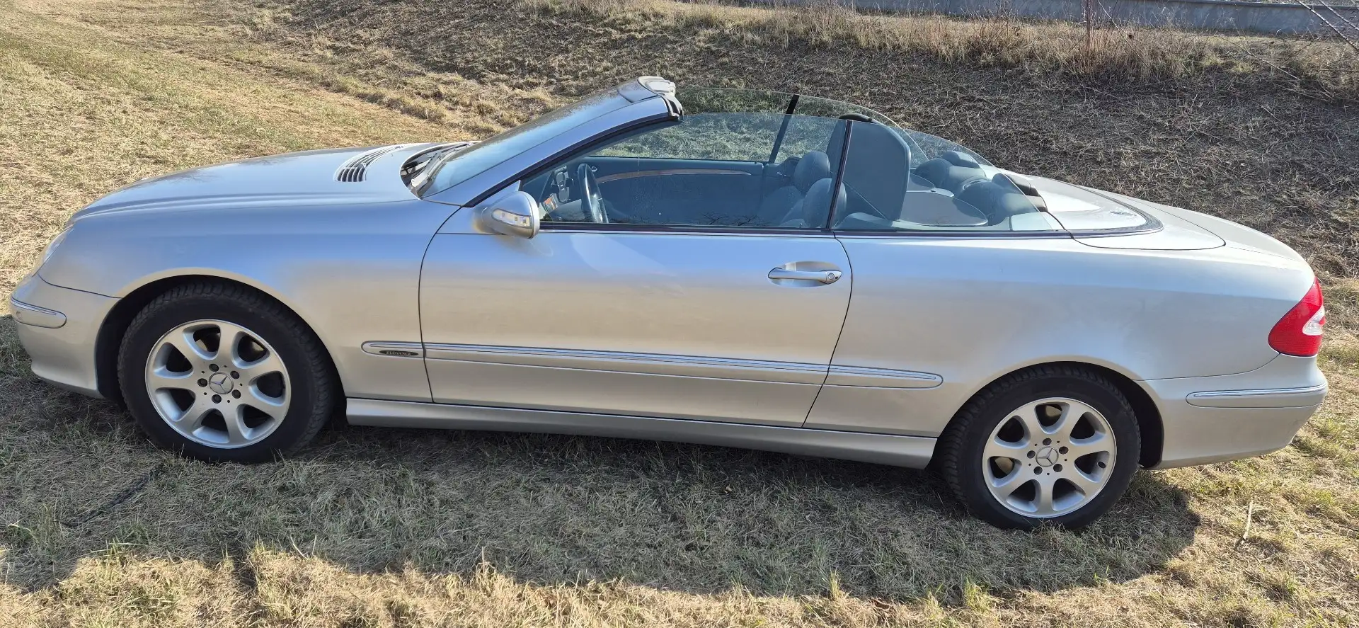 Mercedes-Benz CLK Argintiu - 1