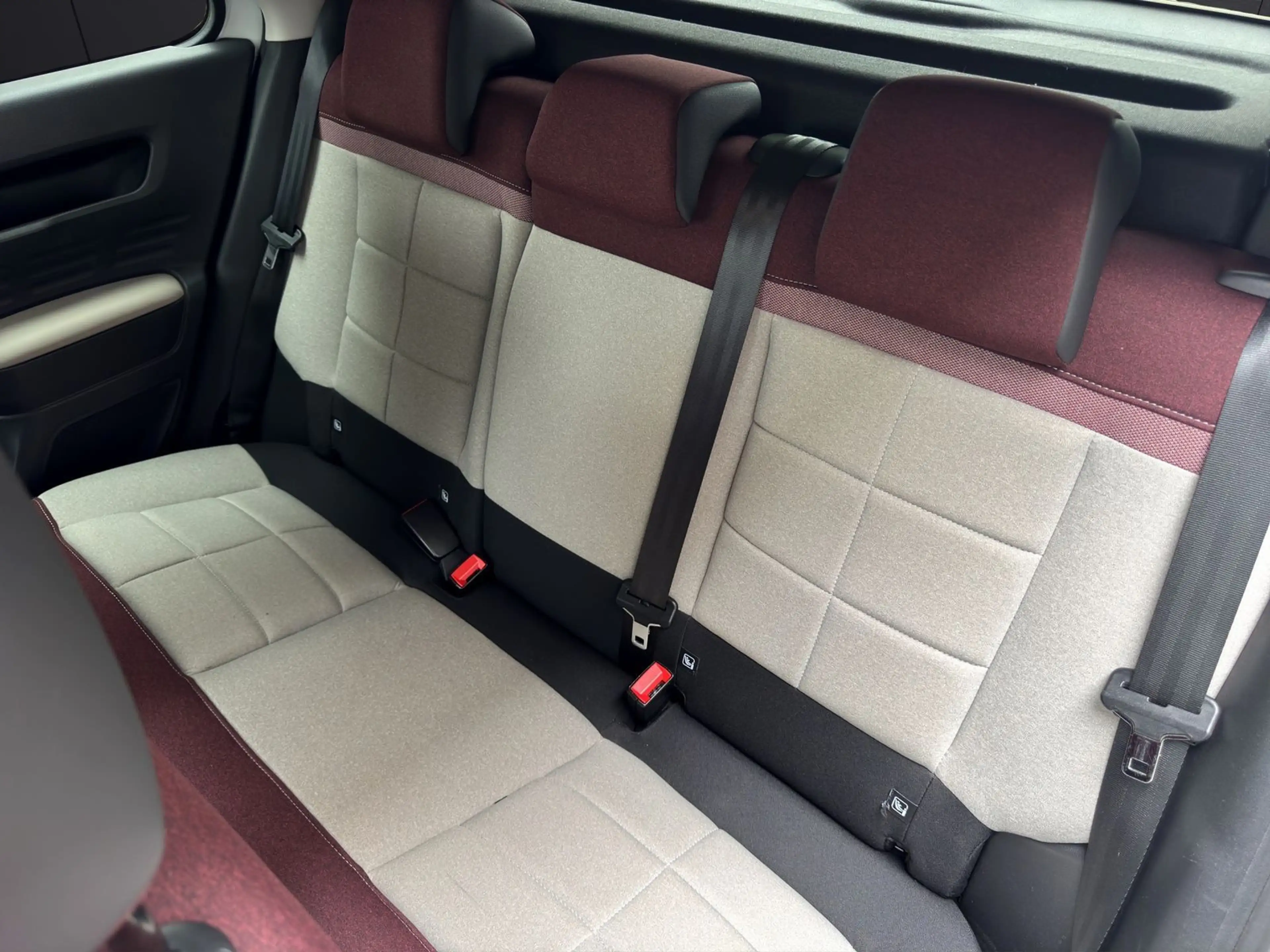 Citroen C4 Cactus 1.2 PureTech 110 Shine Automatik/AHK — photo 14