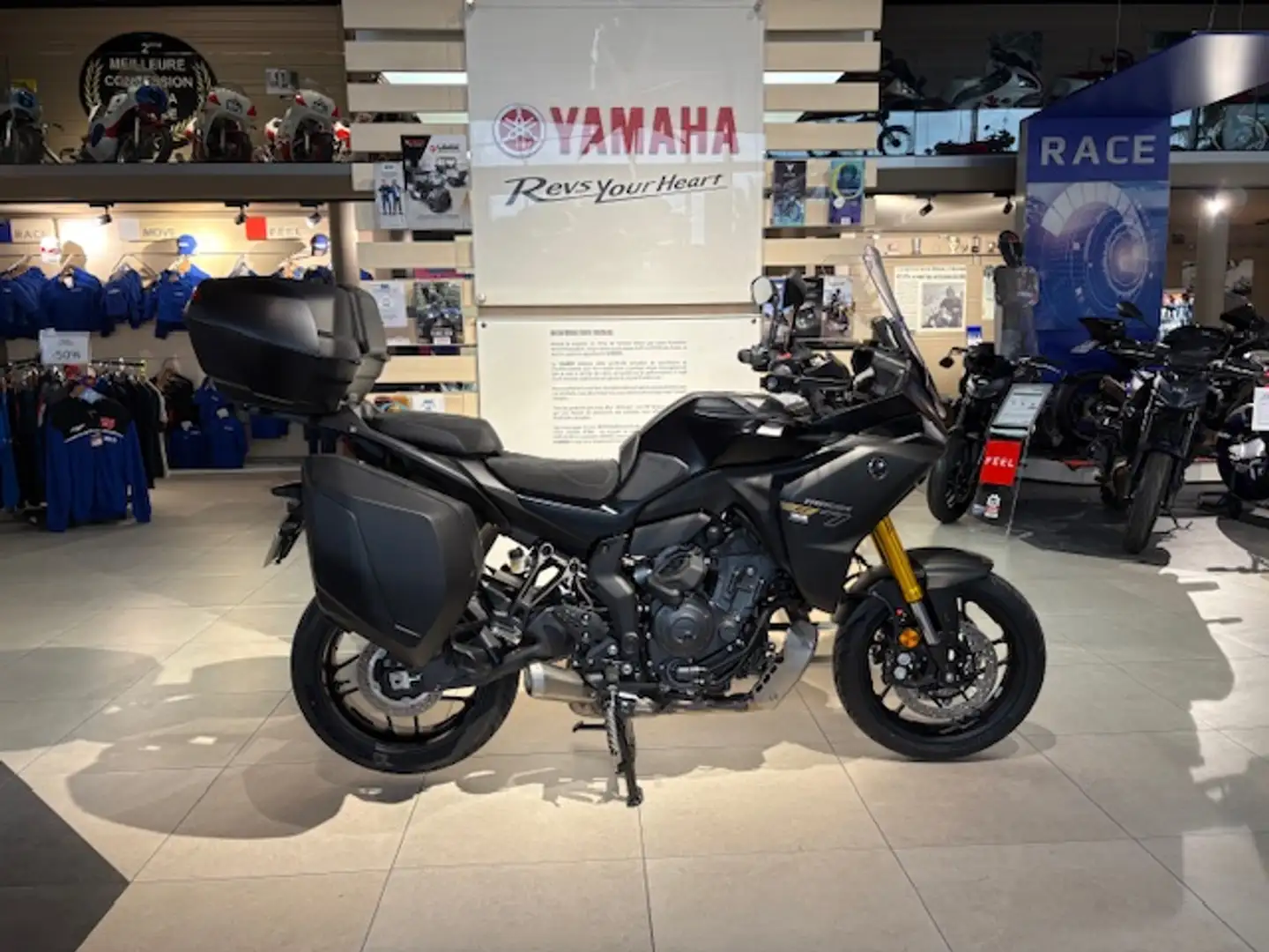 Yamaha Tracer 7 GT Negro - 1
