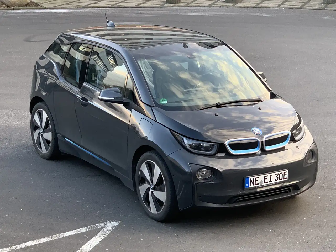 BMW i3