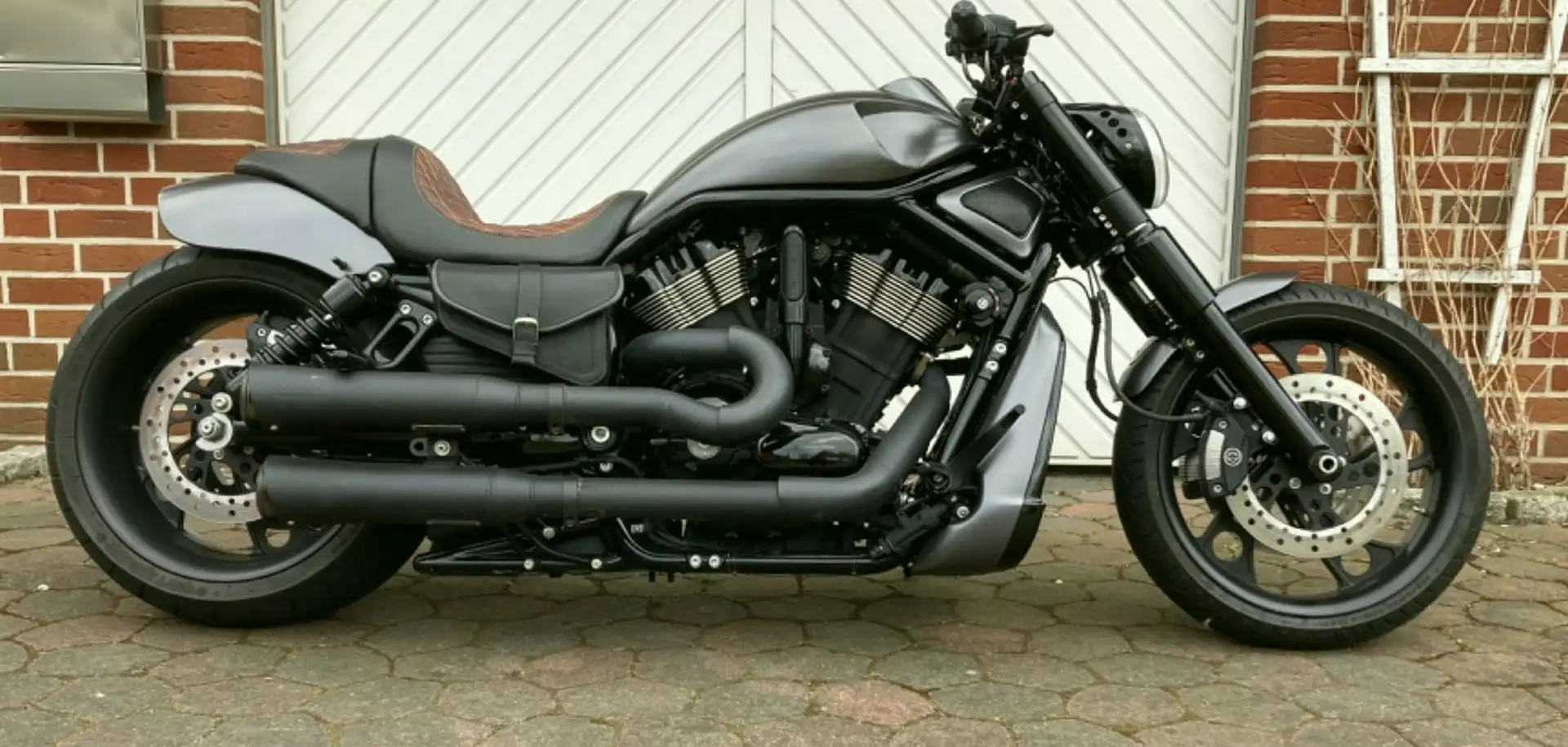 Harley-Davidson Night Rod Special Ezüst - 1