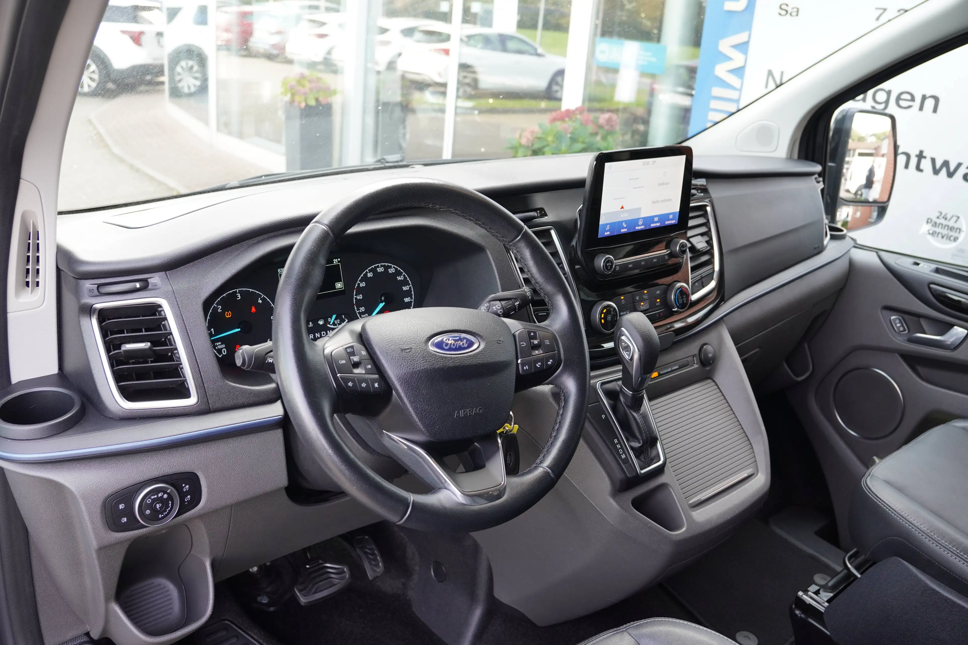 Ford Tourneo Custom 320 L1 Tourneo Active  185 PS Automatik | AHK, — photo 6