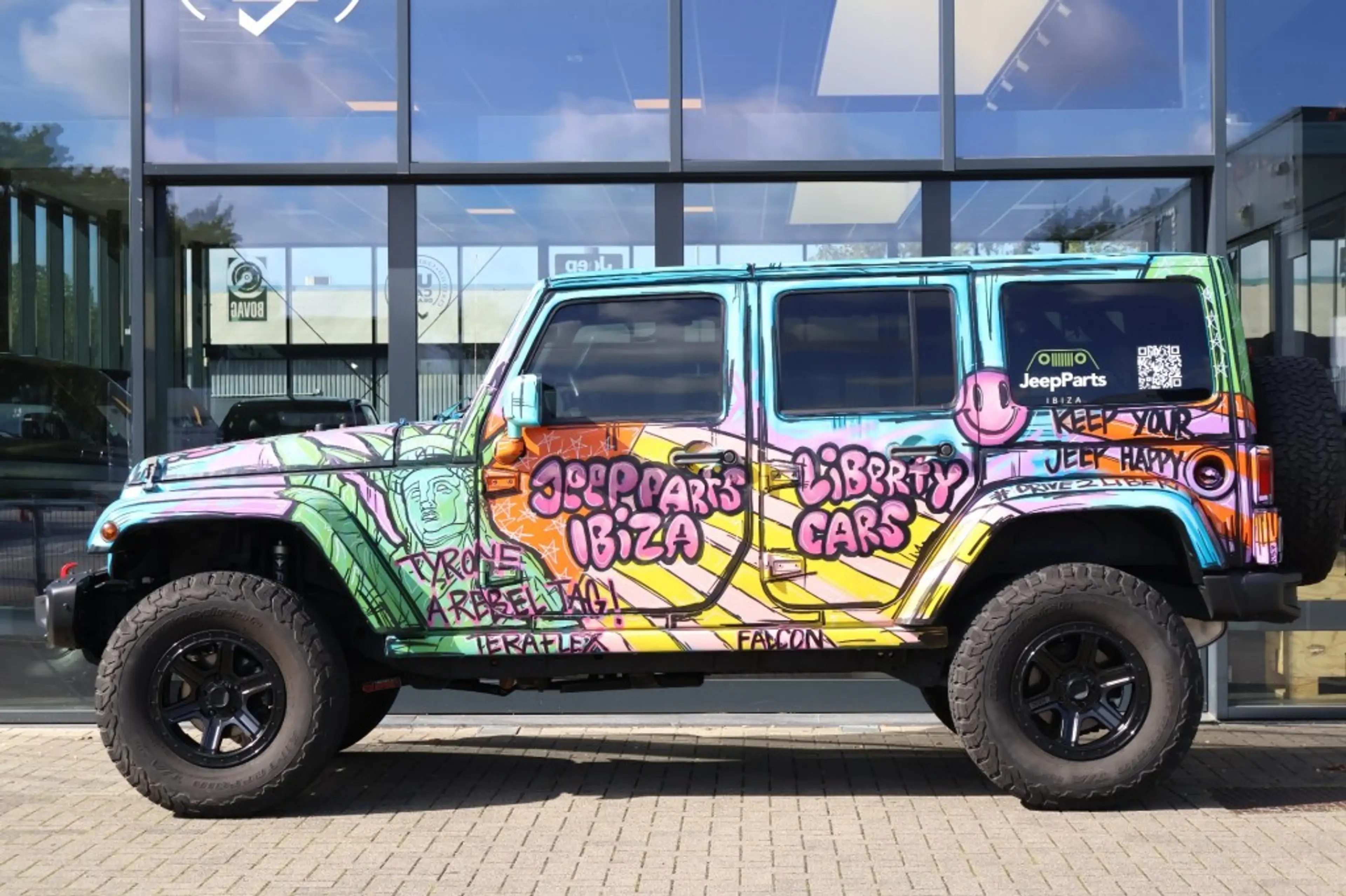 Jeep Wrangler 3.8i V6 4x4 Aut. Graffity by Tyrone edition — photo 14