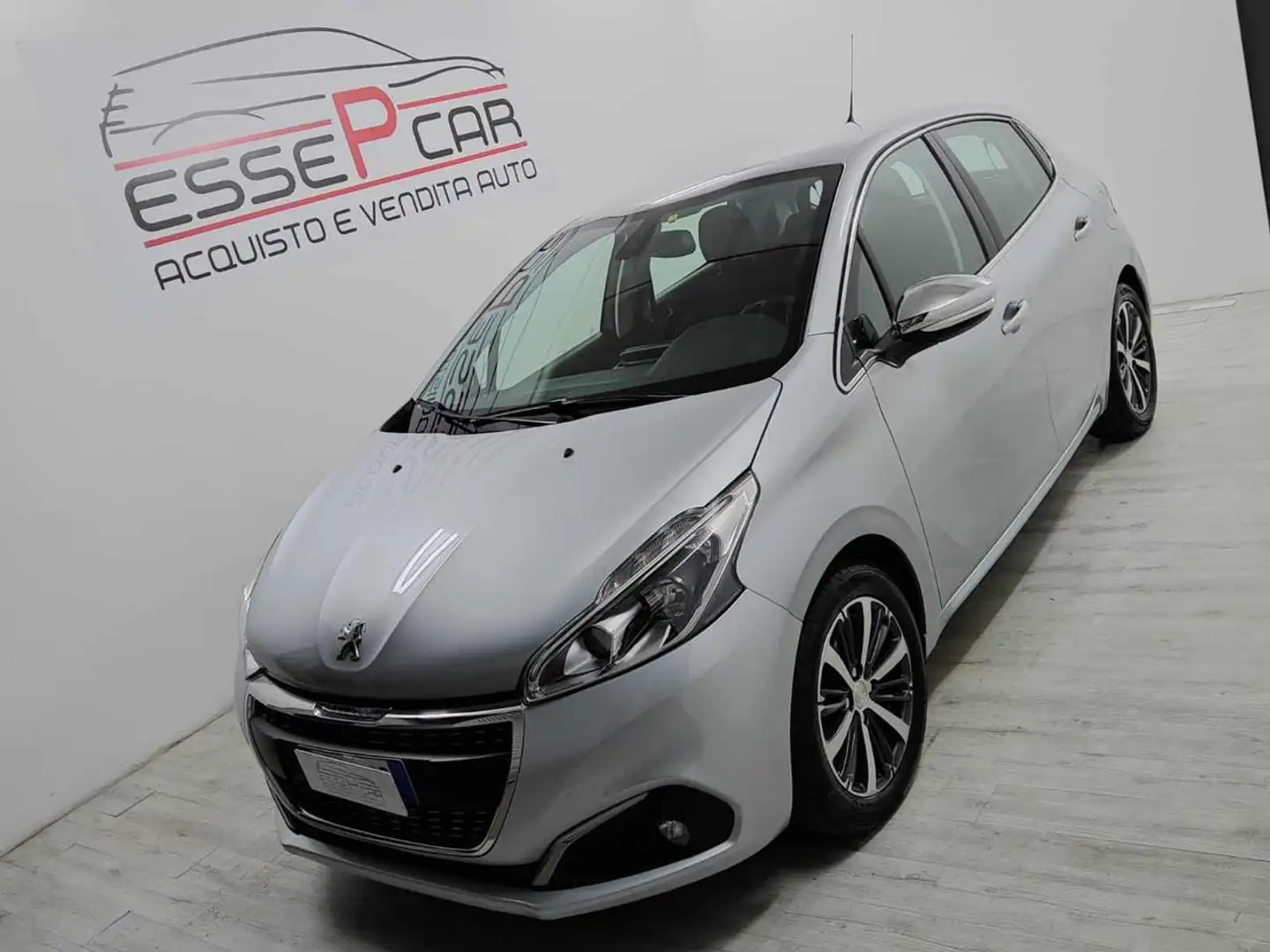 Peugeot 208 1° serie PureTech 82 5 porte Allure Argent - 1