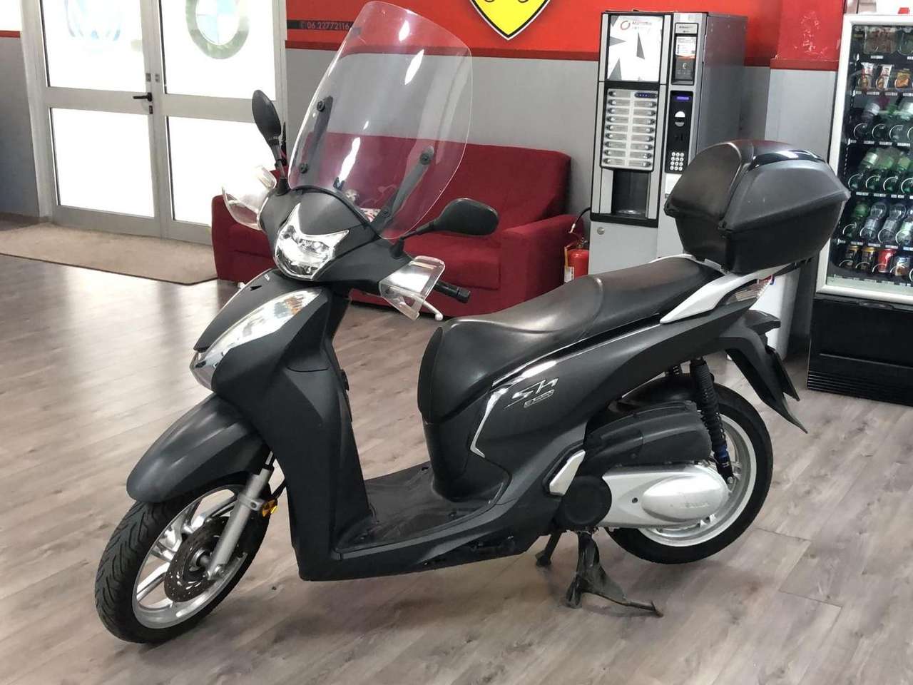 Honda SH 300 300i ABS parabrezza bauletto TAGLIANDI UFFICIALI