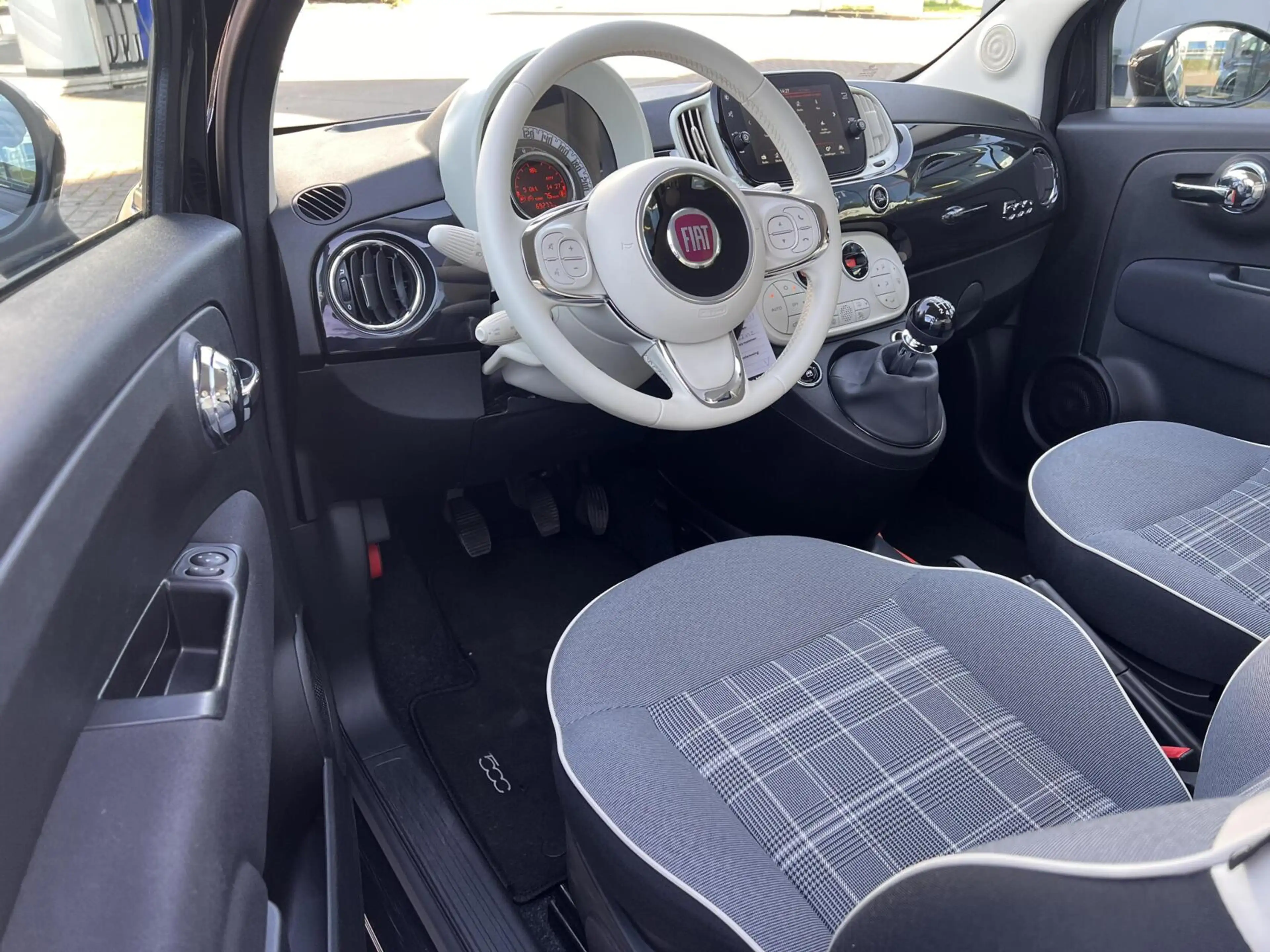 Fiat 500 1.0 Hybrid Lounge Airco Clima Cruise 1eEig NLauto — photo 32