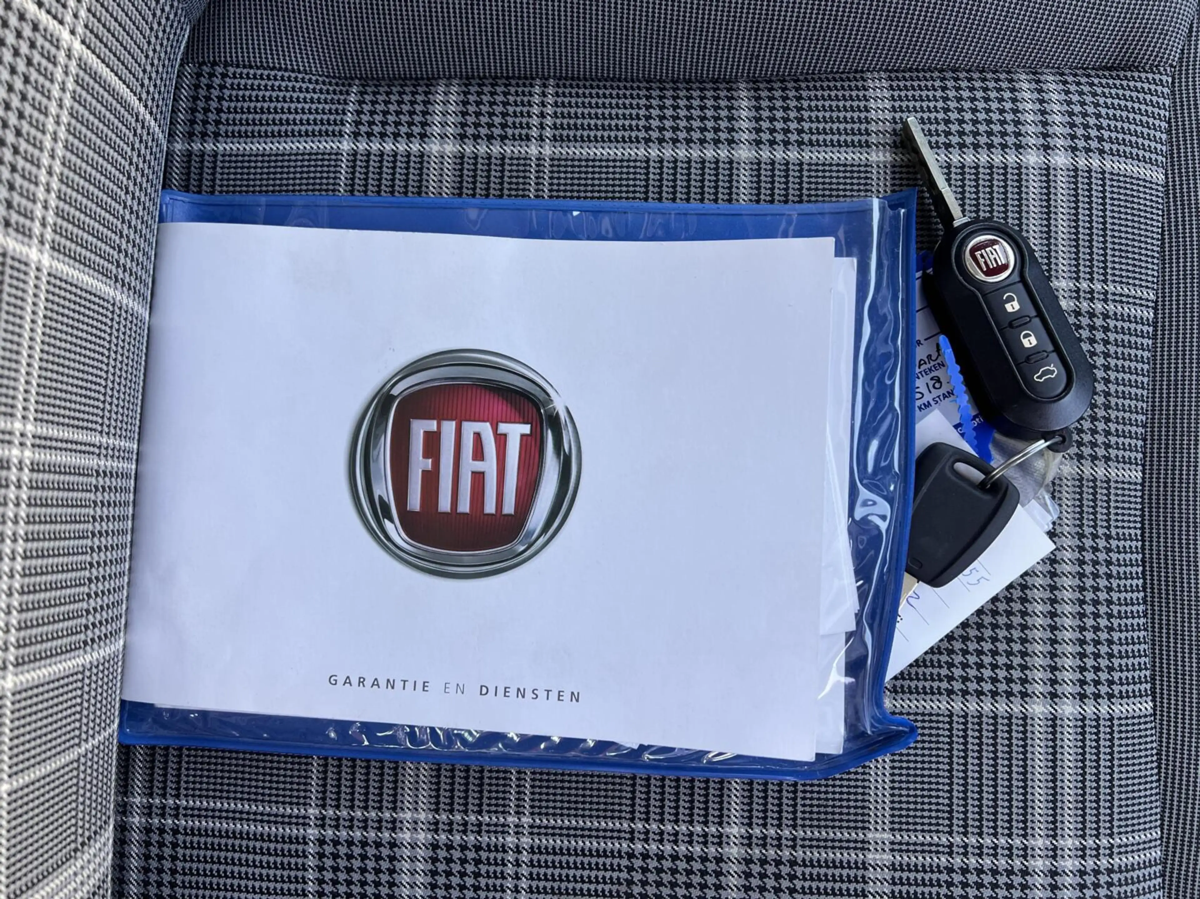 Fiat 500 1.0 Hybrid Lounge Airco Clima Cruise 1eEig NLauto — photo 44