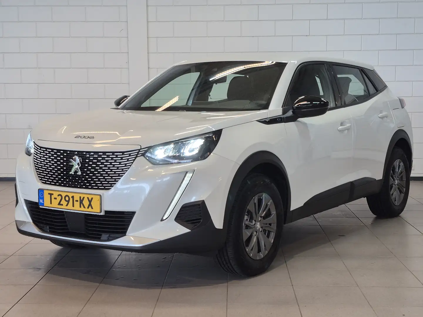 Peugeot e-2008 EV Active Pack 50 kWh | Airco (automatisch) | Appl Wit - 1