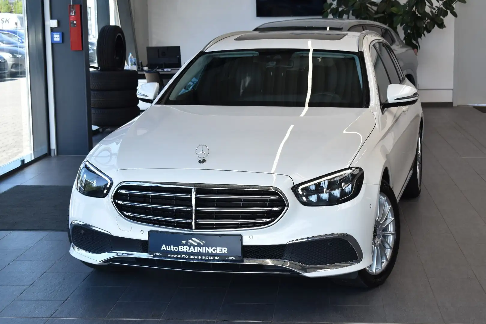MERCEDES-BENZ Clasa E