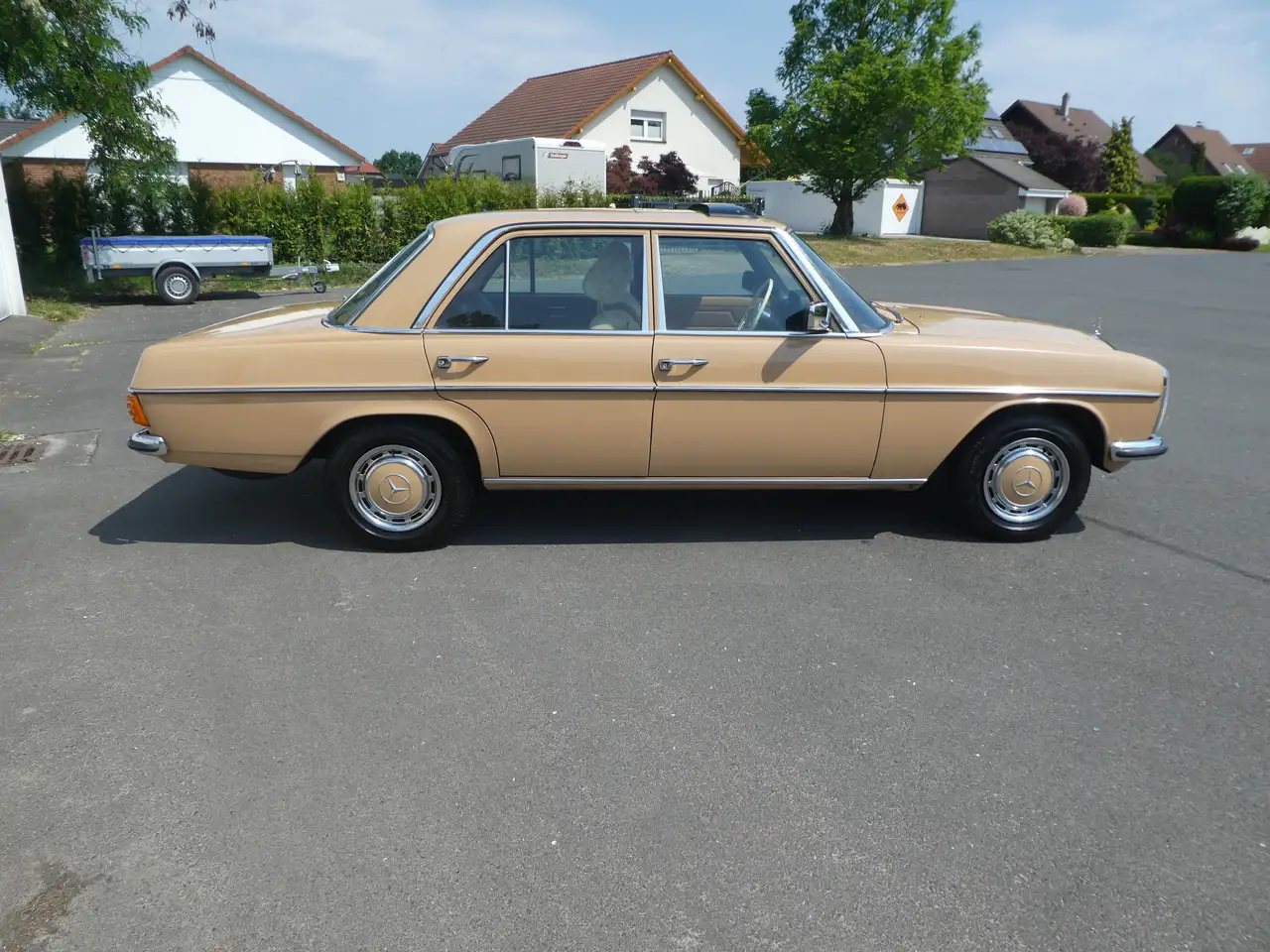 Mercedes-Benz 200/8 W115 Einmaliger Zustand AUTOMATIK, foto 1