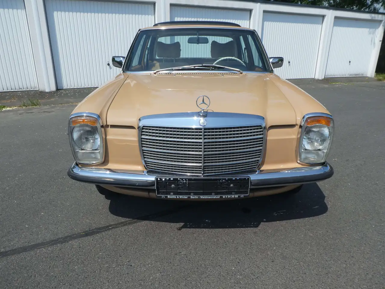 Mercedes-Benz 200/8 W115 Einmaliger Zustand AUTOMATIK, foto 11