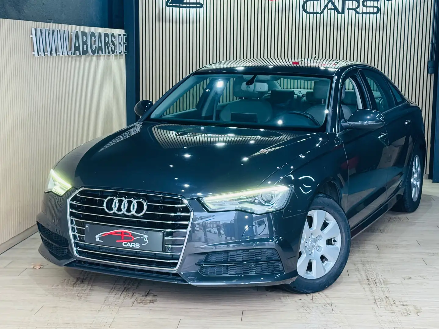 Audi A6 2.0 TDi ultra * GARANTIE 12 MOIS * Bleu - 2