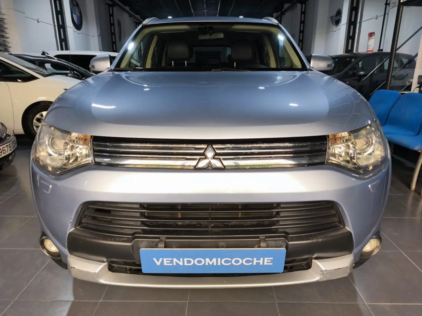 Mitsubishi Outlander PHEV Motion Bleu - 1