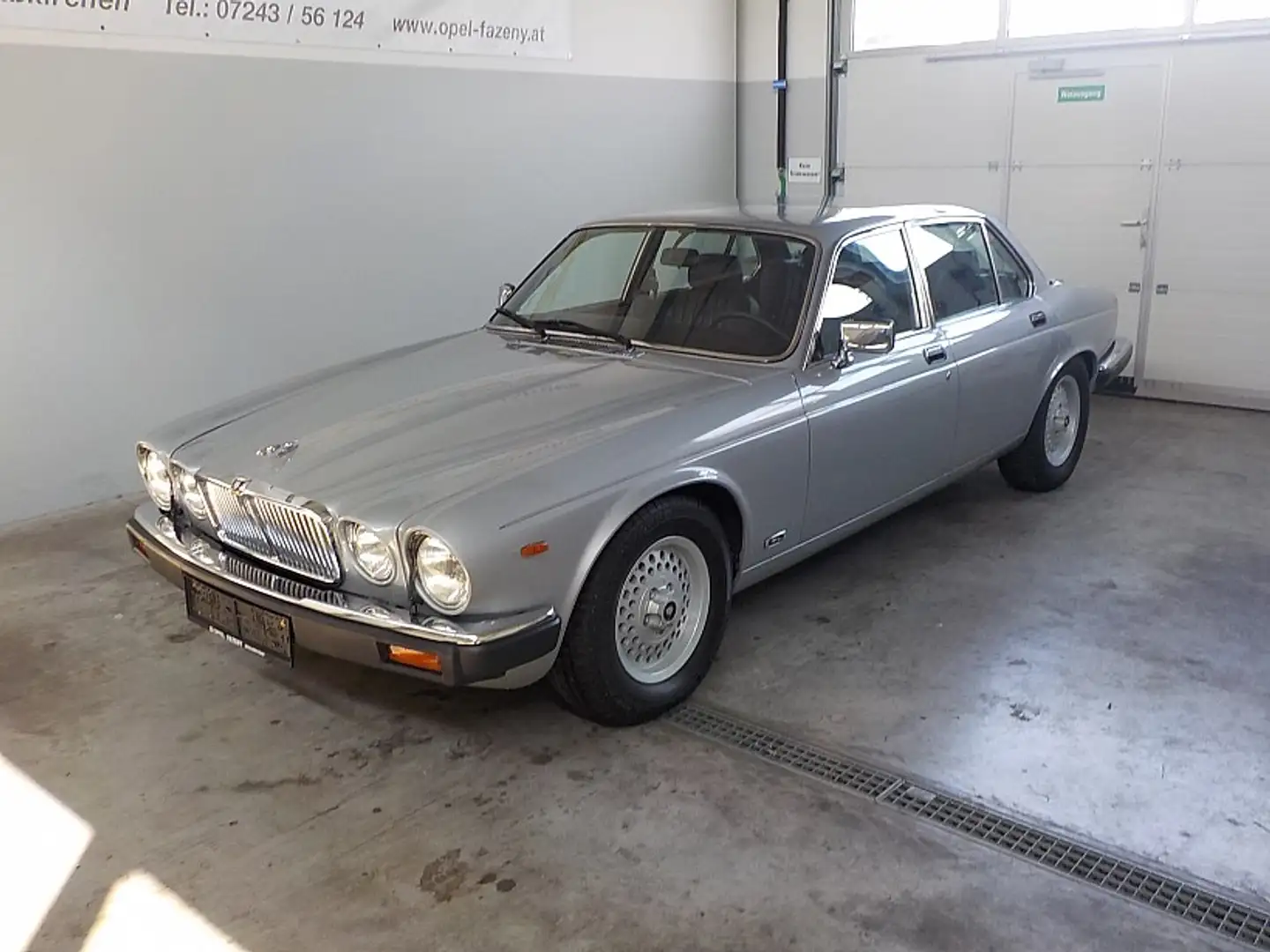 Jaguar XJ 12  5,3 Serie 3 Argent - 2