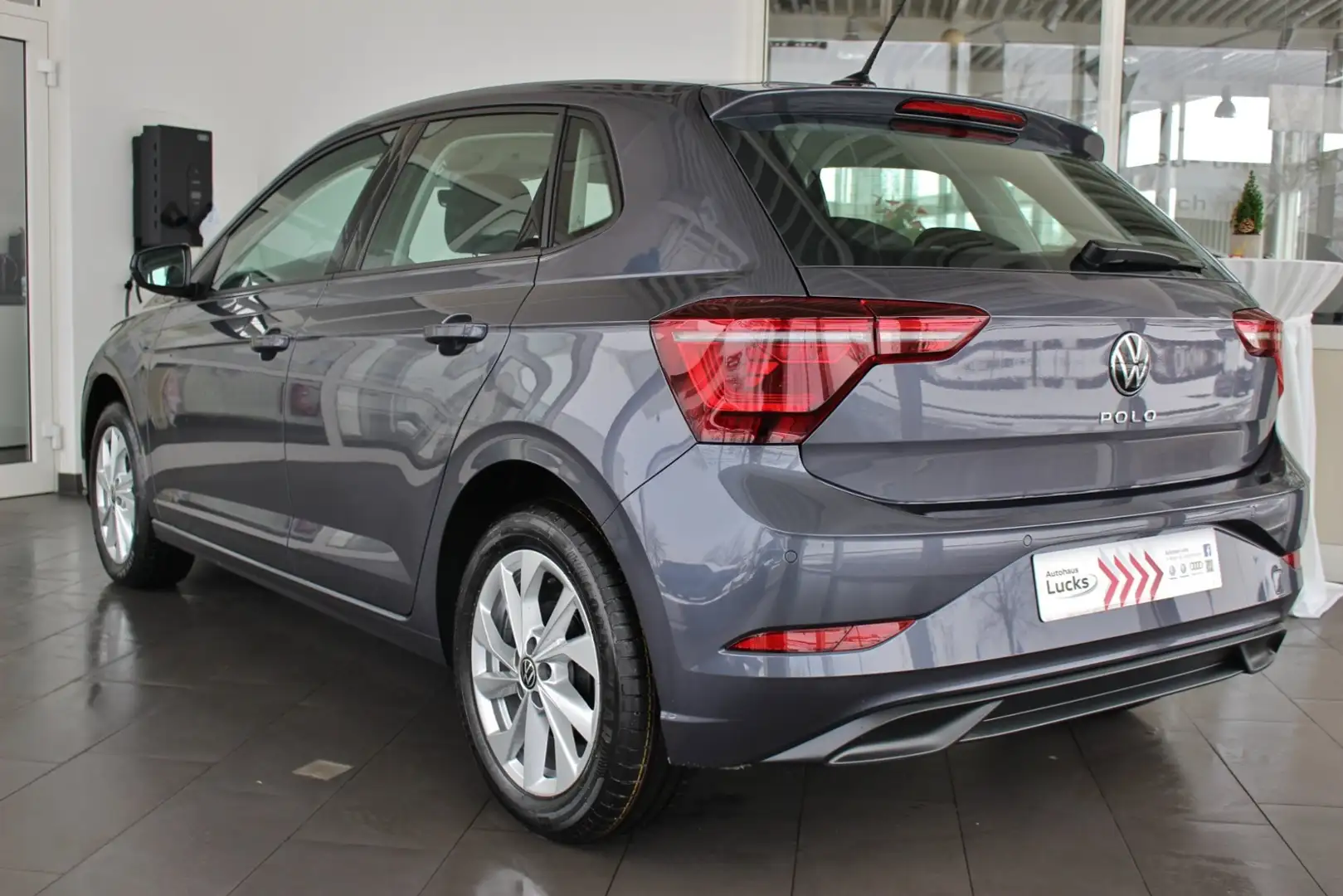 Volkswagen Polo Style 1.0 TSI IQ.Light ACC App Grau - 2