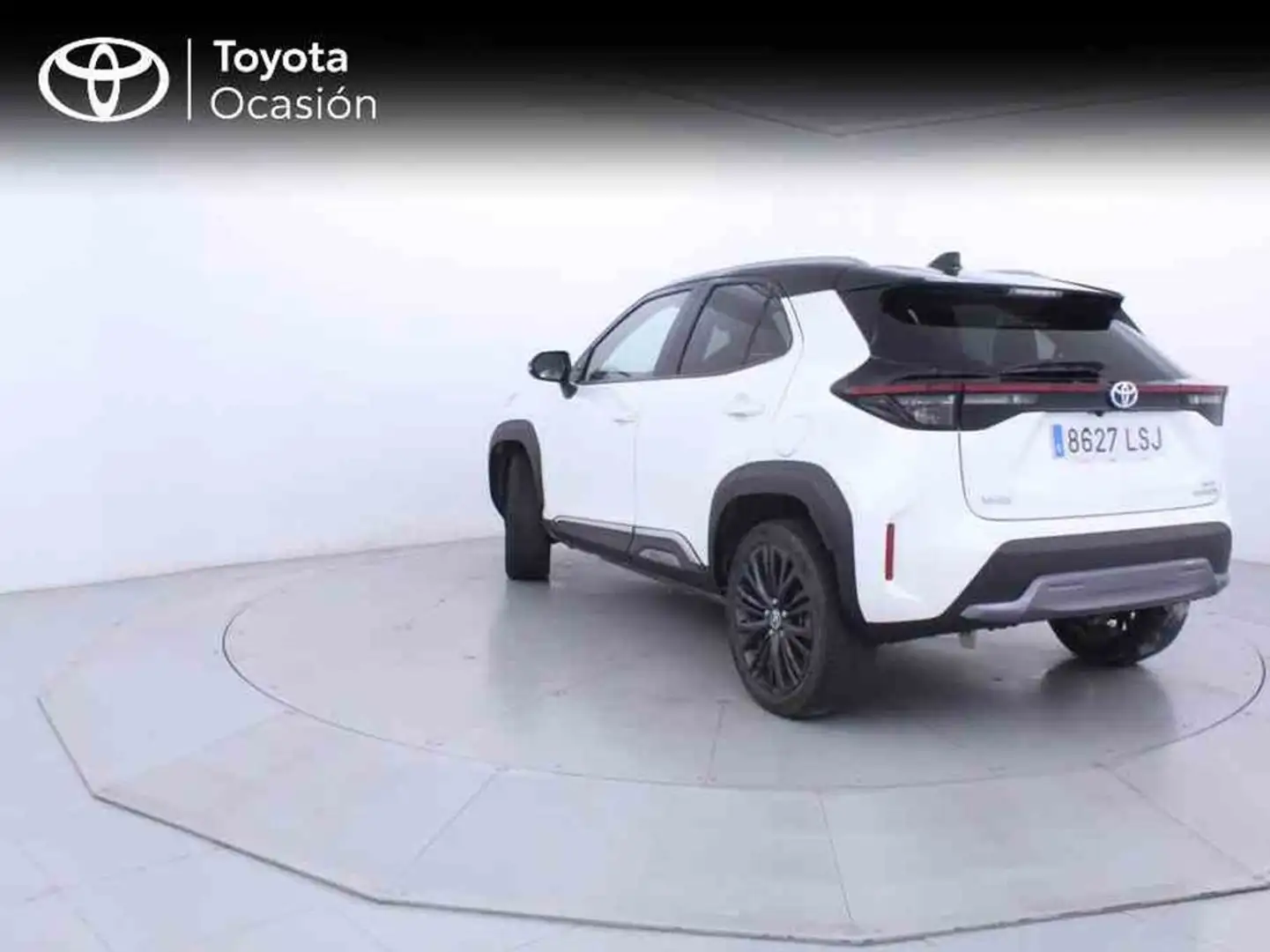 Toyota Yaris Cross 120H Adventure Blanco - 2