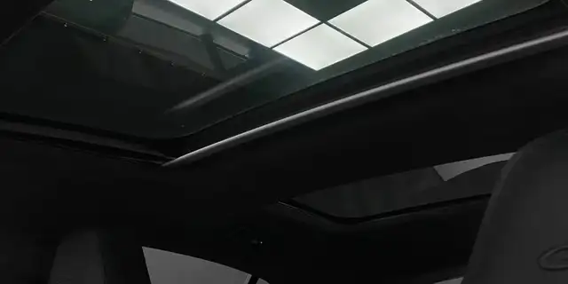 Porsche Panamera view 13