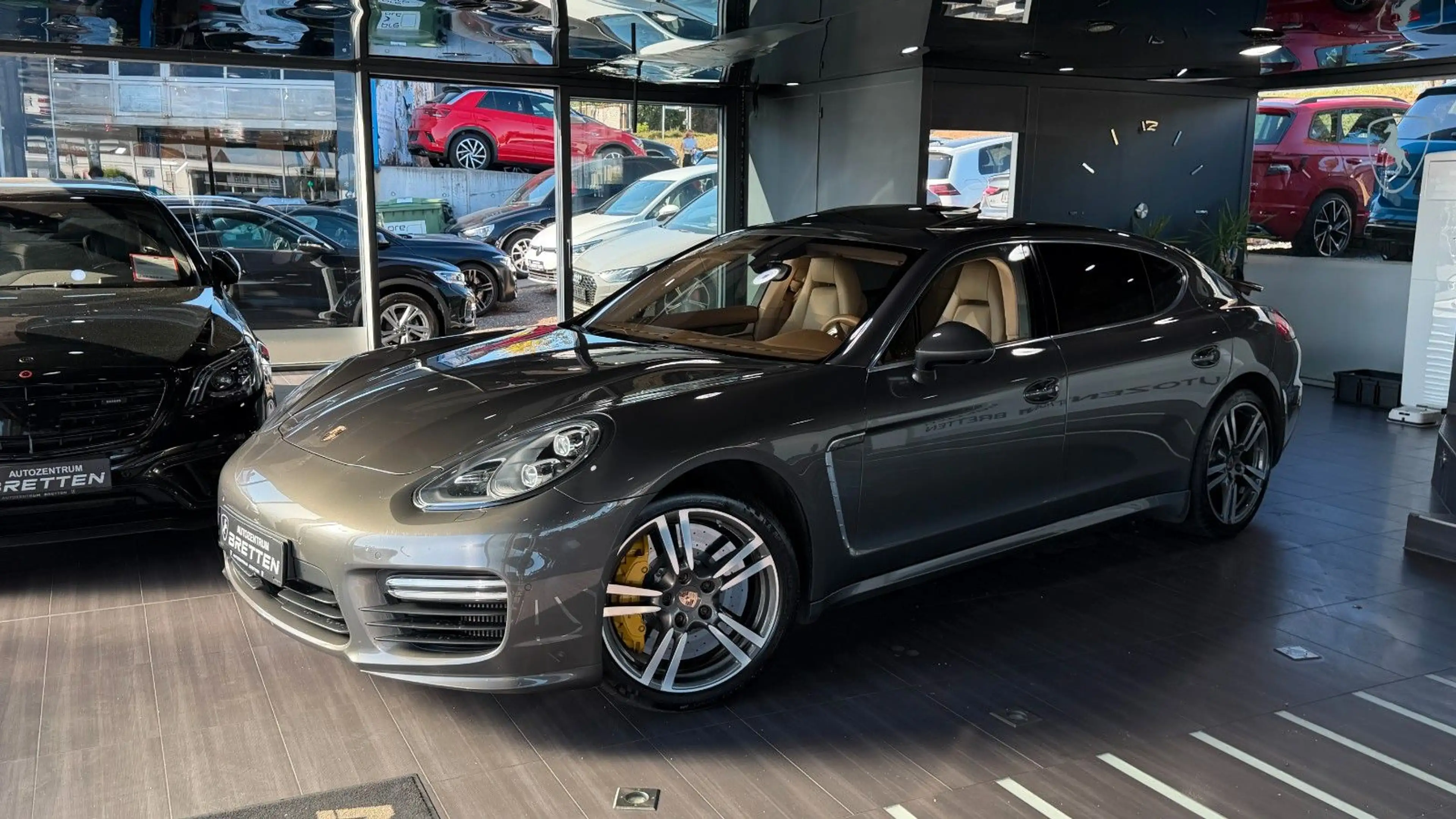 Porsche Panamera Turbo S Executive*360*Bose*Soft-Close* — photo 9
