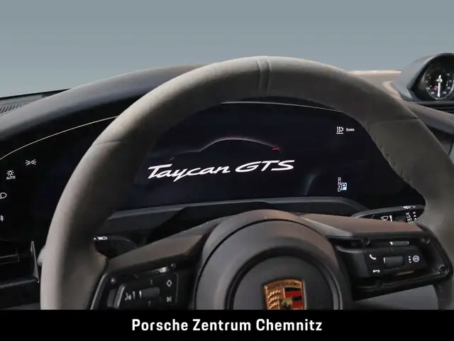 Porsche Taycan view 22