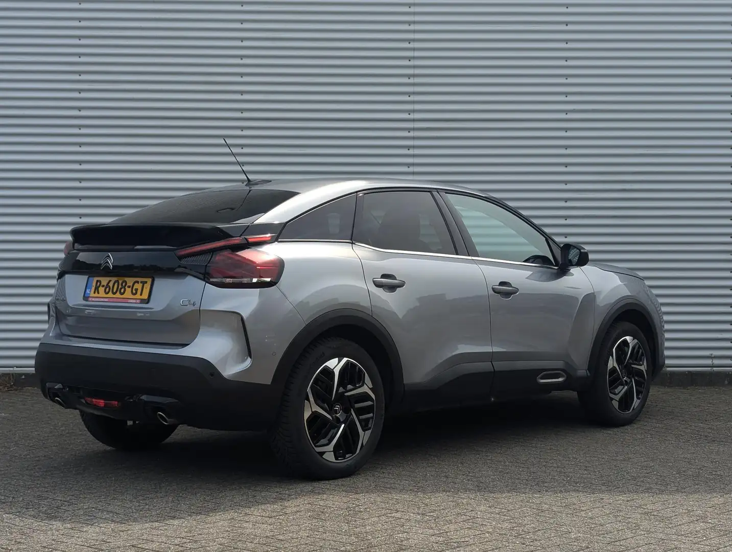 Citroen C4 Shine 1.2 PureTech 130pk | NAVI | CAMERA | ADAPTIV Gris - 2