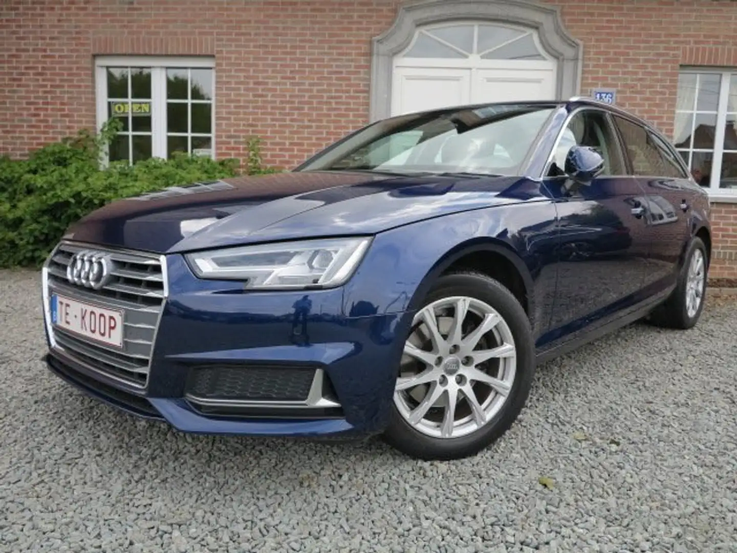 Audi A4 Avant 35 TDi Bus. Edit. Sport AUT. +PROMO+GARANTIE Bleu - 1