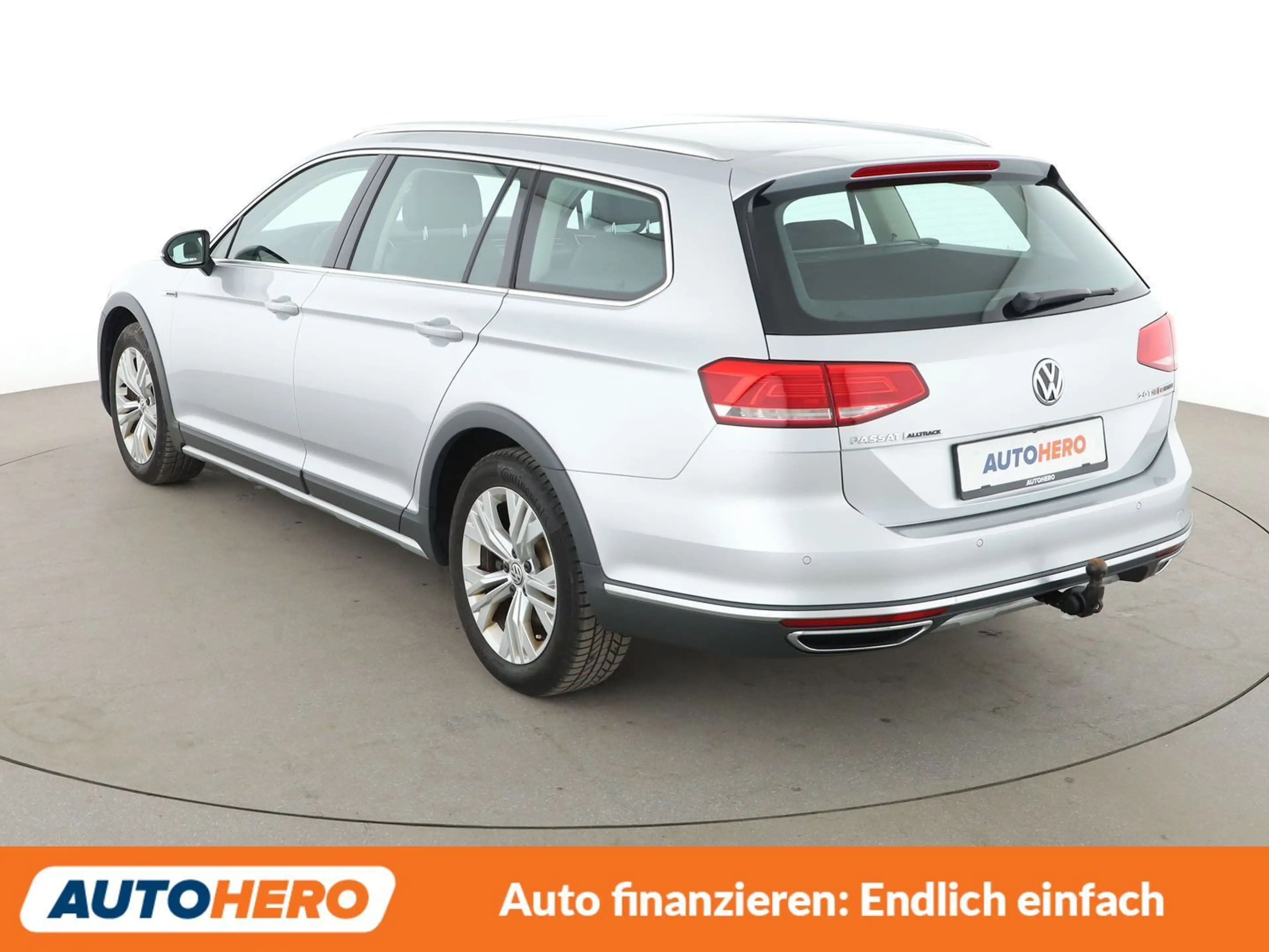 Volkswagen Passat Alltrack 2.0 TSI 4Motion BlueMotion Tech Aut.*PDC*AHK*PANO* — photo 4