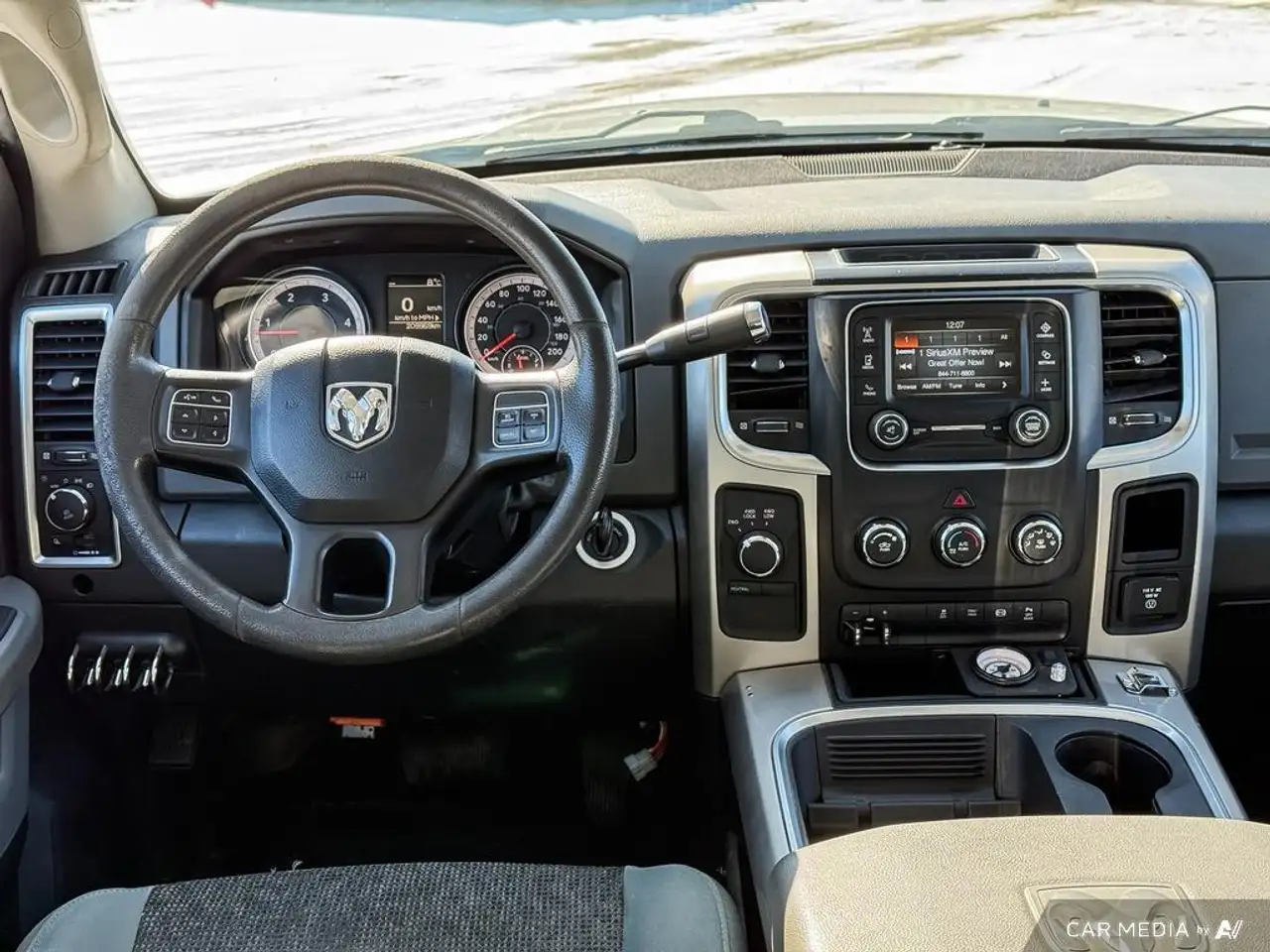 RAM 3500 снимка RAM 3500