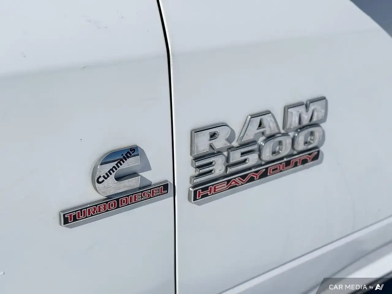 RAM 3500 снимка RAM 3500