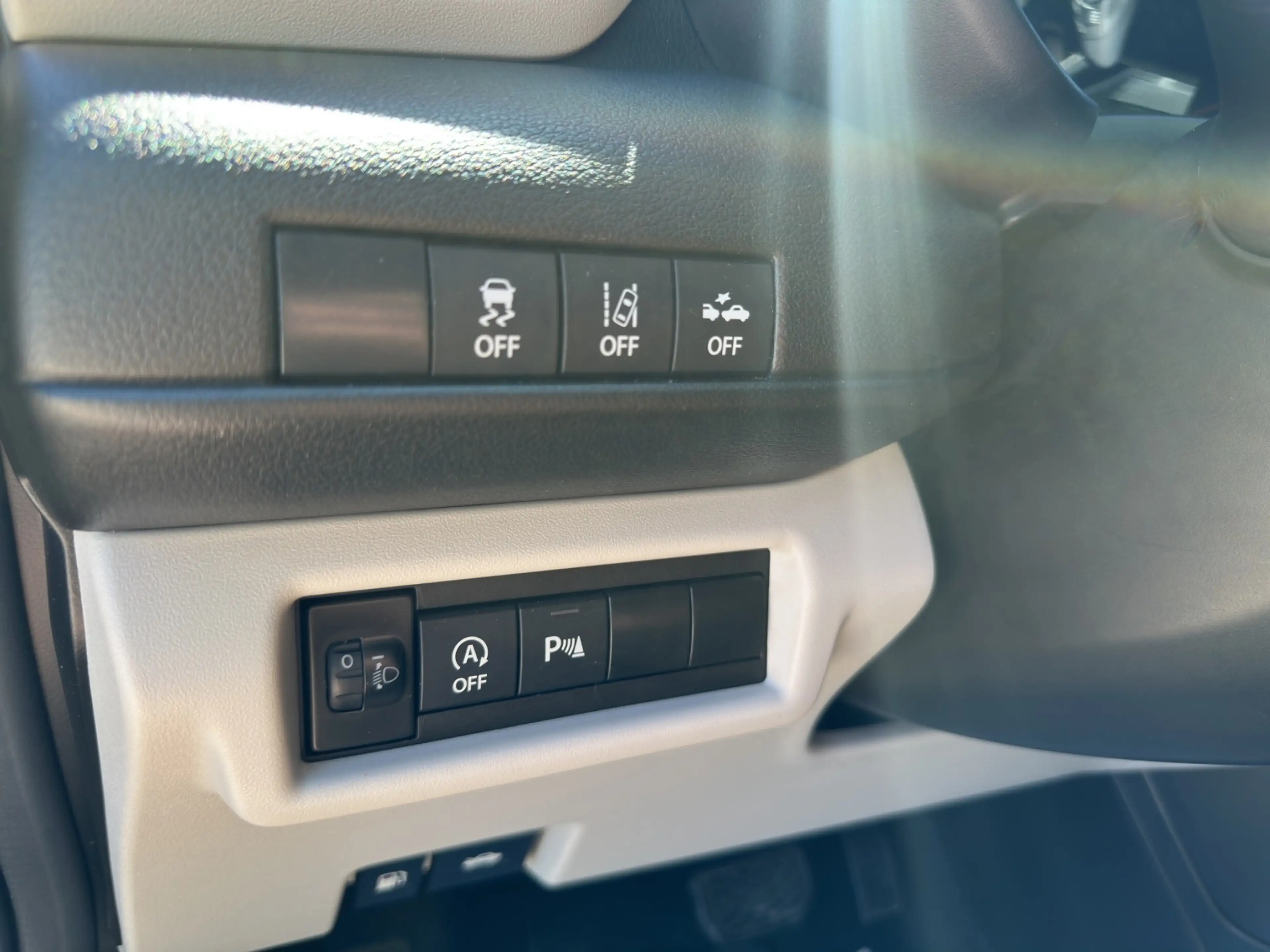 Suzuki Swift 1.2 Dualjet Mild-Hybrid Comfort*CVT*LED* — photo 15