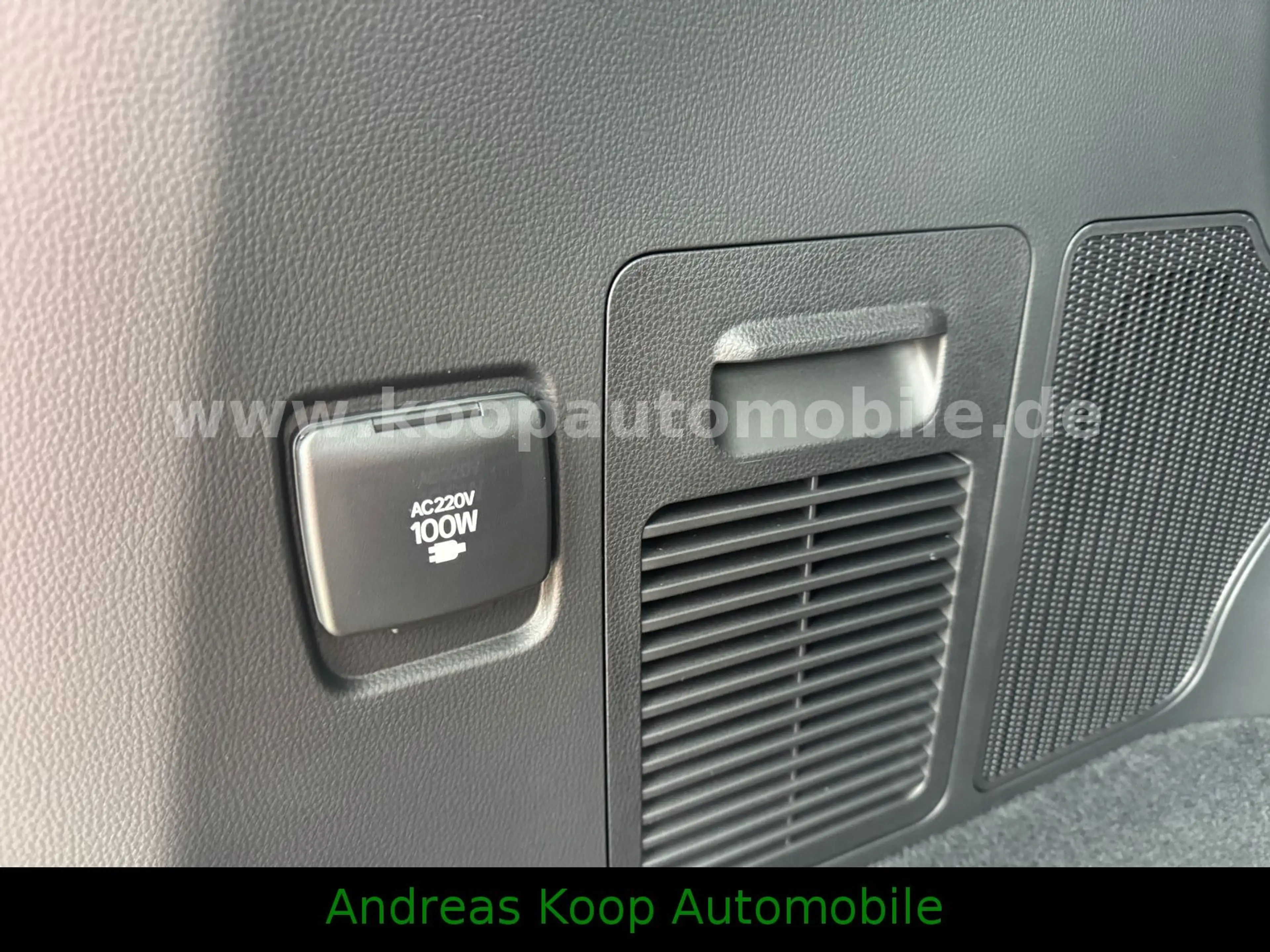 Toyota Land Cruiser 300 Premium ZX Mod 2026 3,3D V6 5-Sitze Sofort — photo 15