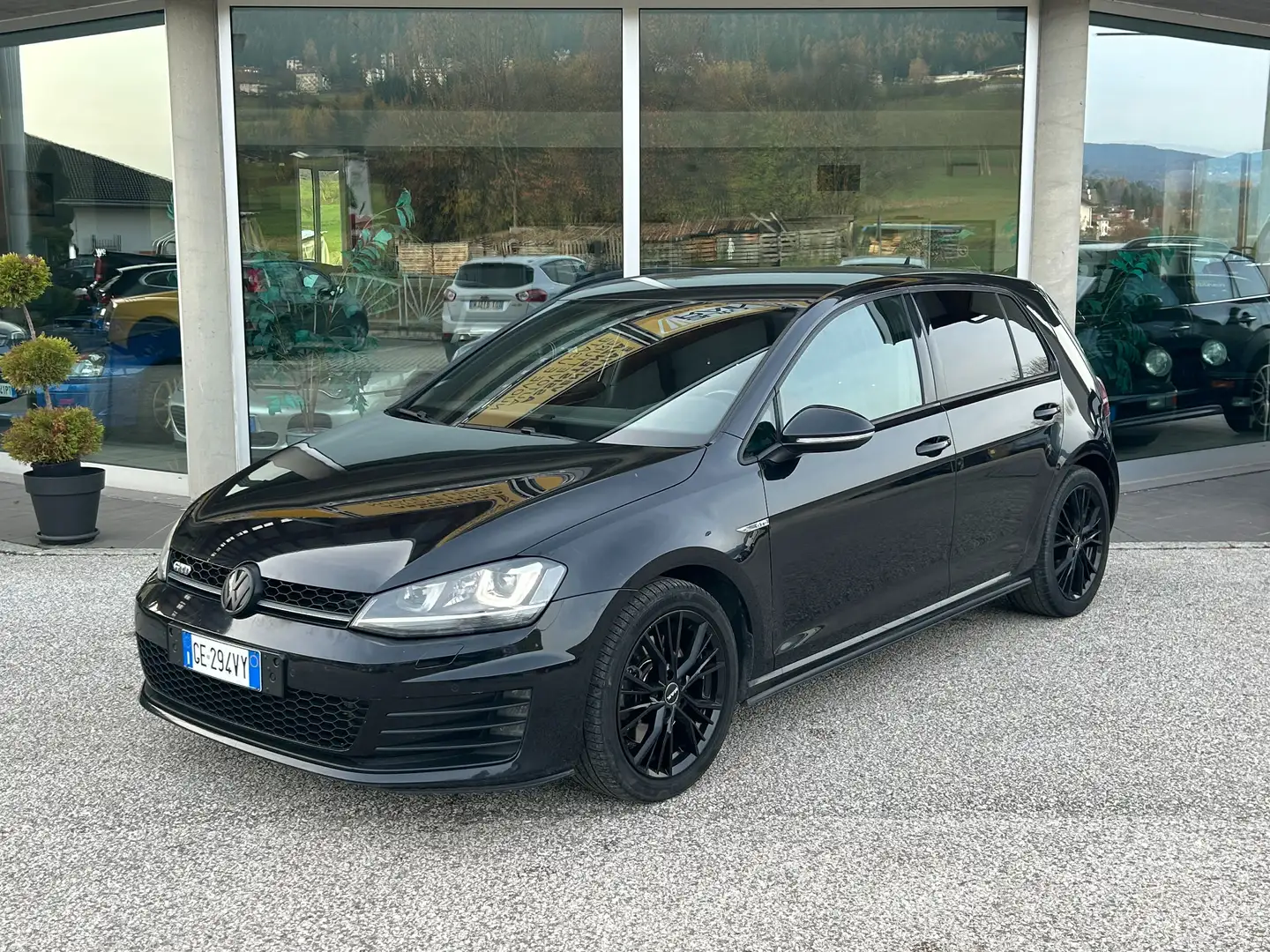Volkswagen Golf GTD GTD 5p 2.0 tdi 184cv "MANUALE" Noir - 1