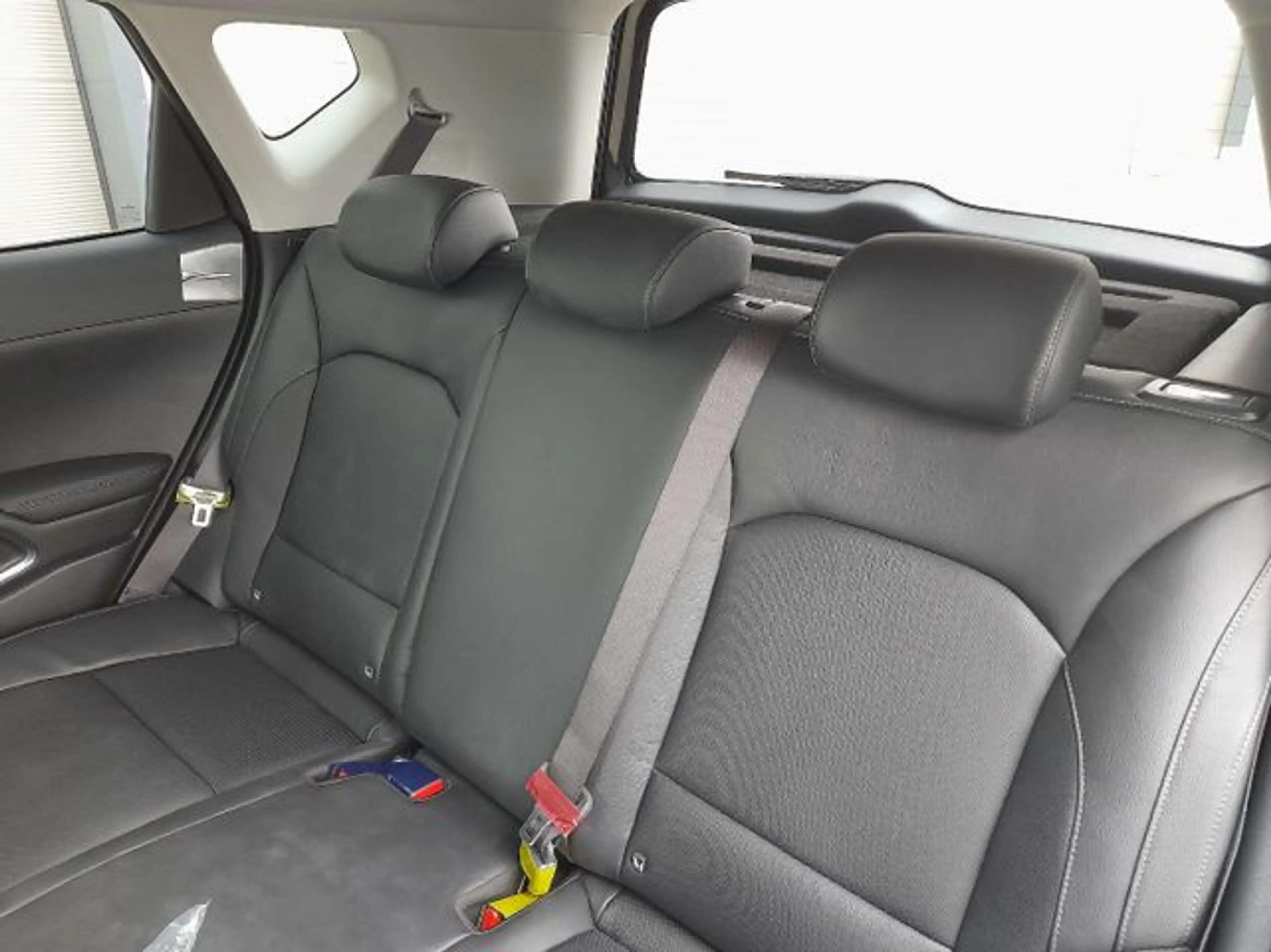 Kia Soul E-Soul Inspiration WP Leder-Paket Glasdach — photo 9