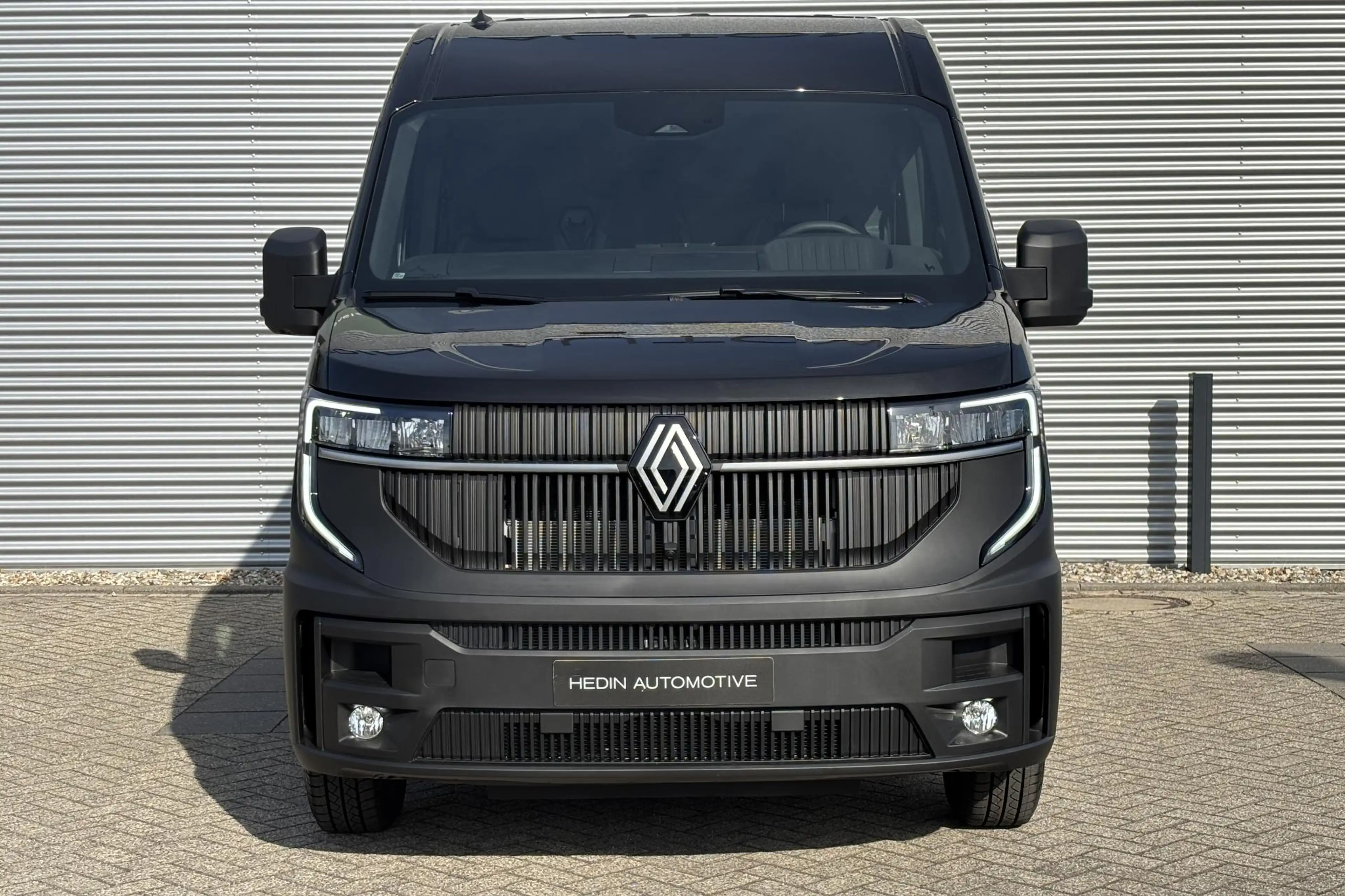 Renault Master E-Tech T35 L2H2 Advance long range 87 kWh — photo 3