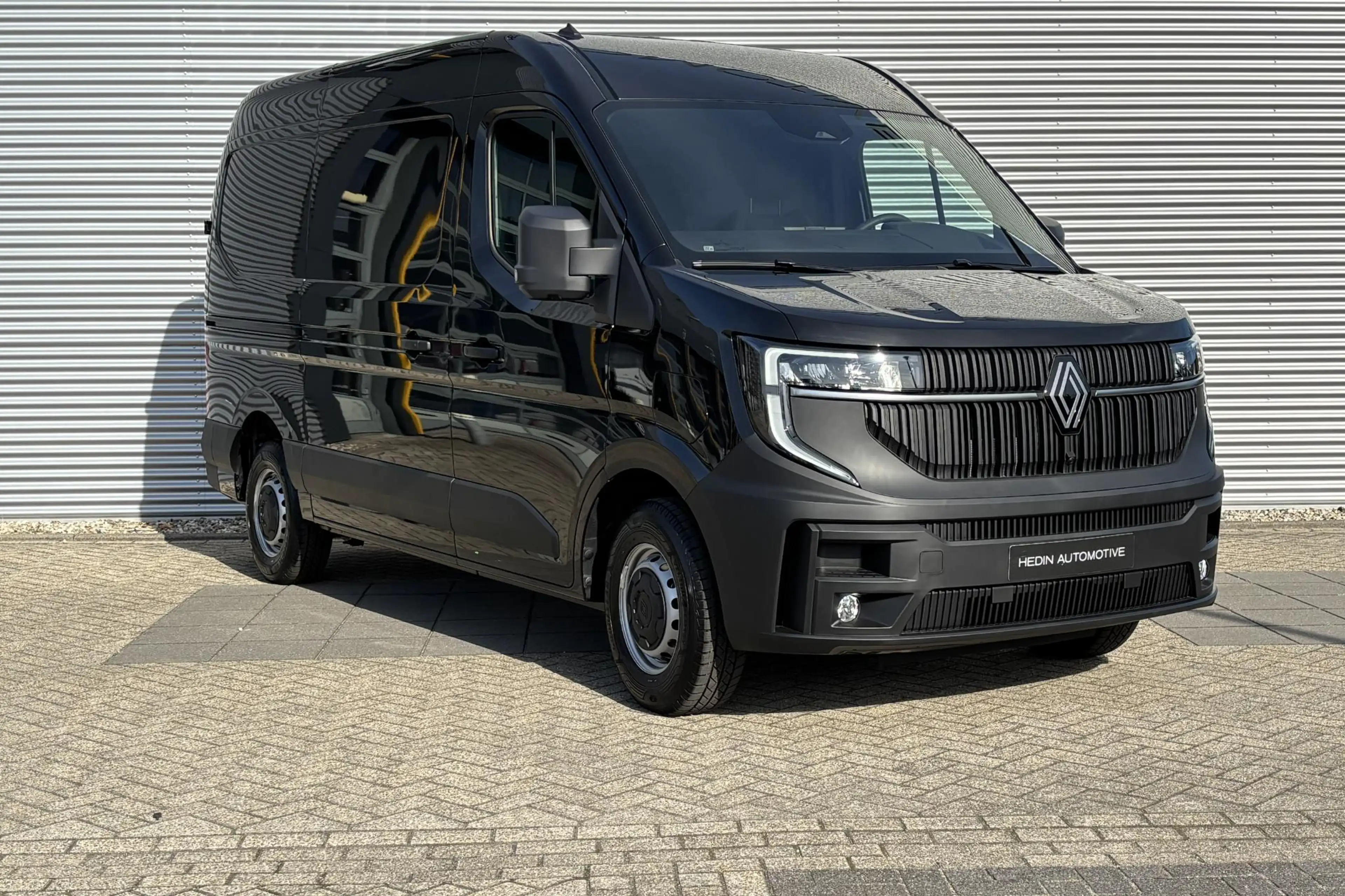 Renault Master E-Tech T35 L2H2 Advance long range 87 kWh — photo 4