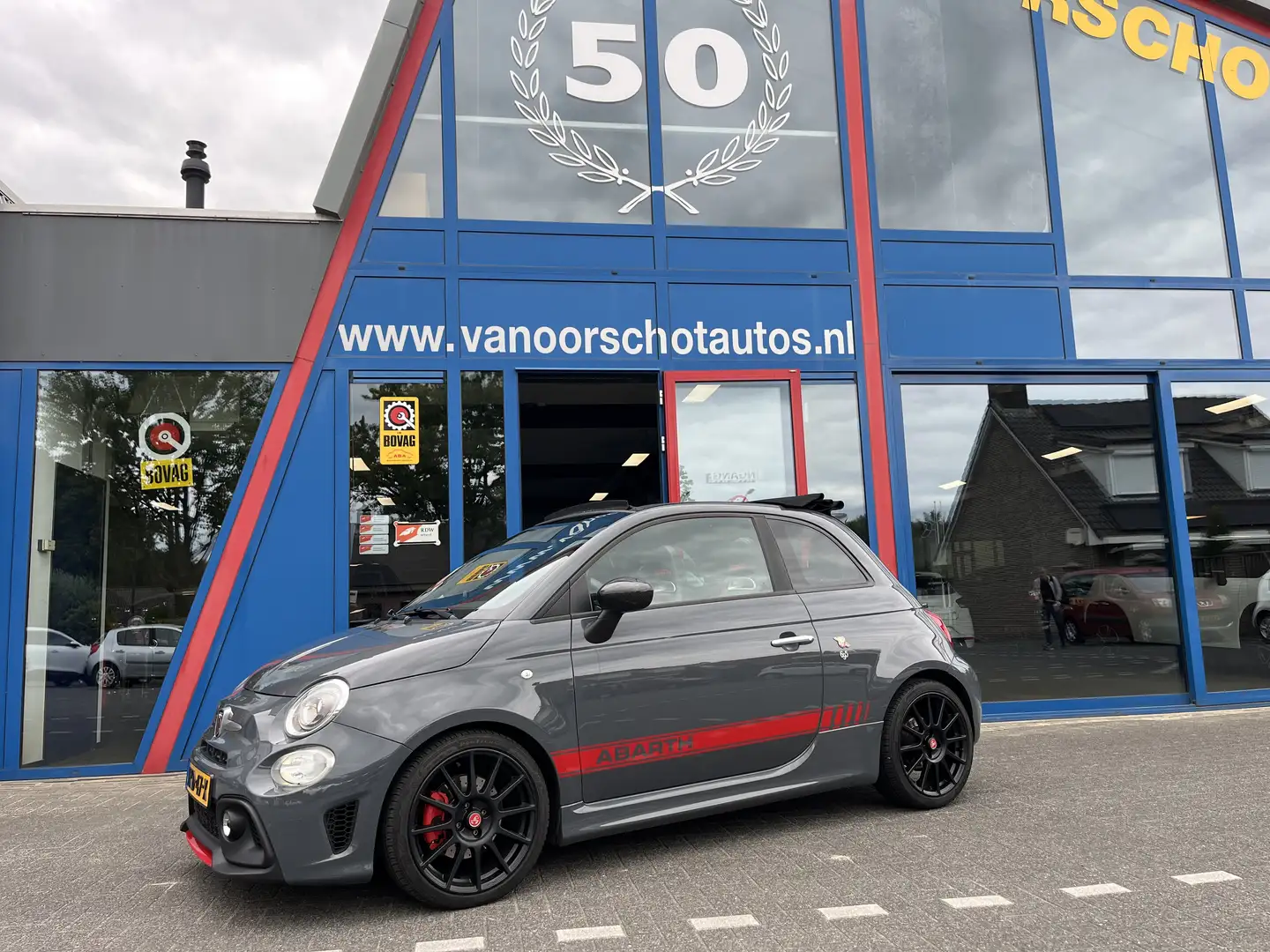 Abarth 695C 1.4 165pk XSR Yamaha Limited Edition Gri - 2