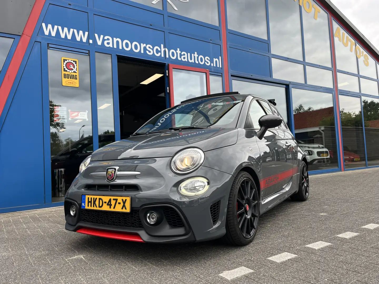 Abarth 695C 1.4 165pk XSR Yamaha Limited Edition Gri - 1