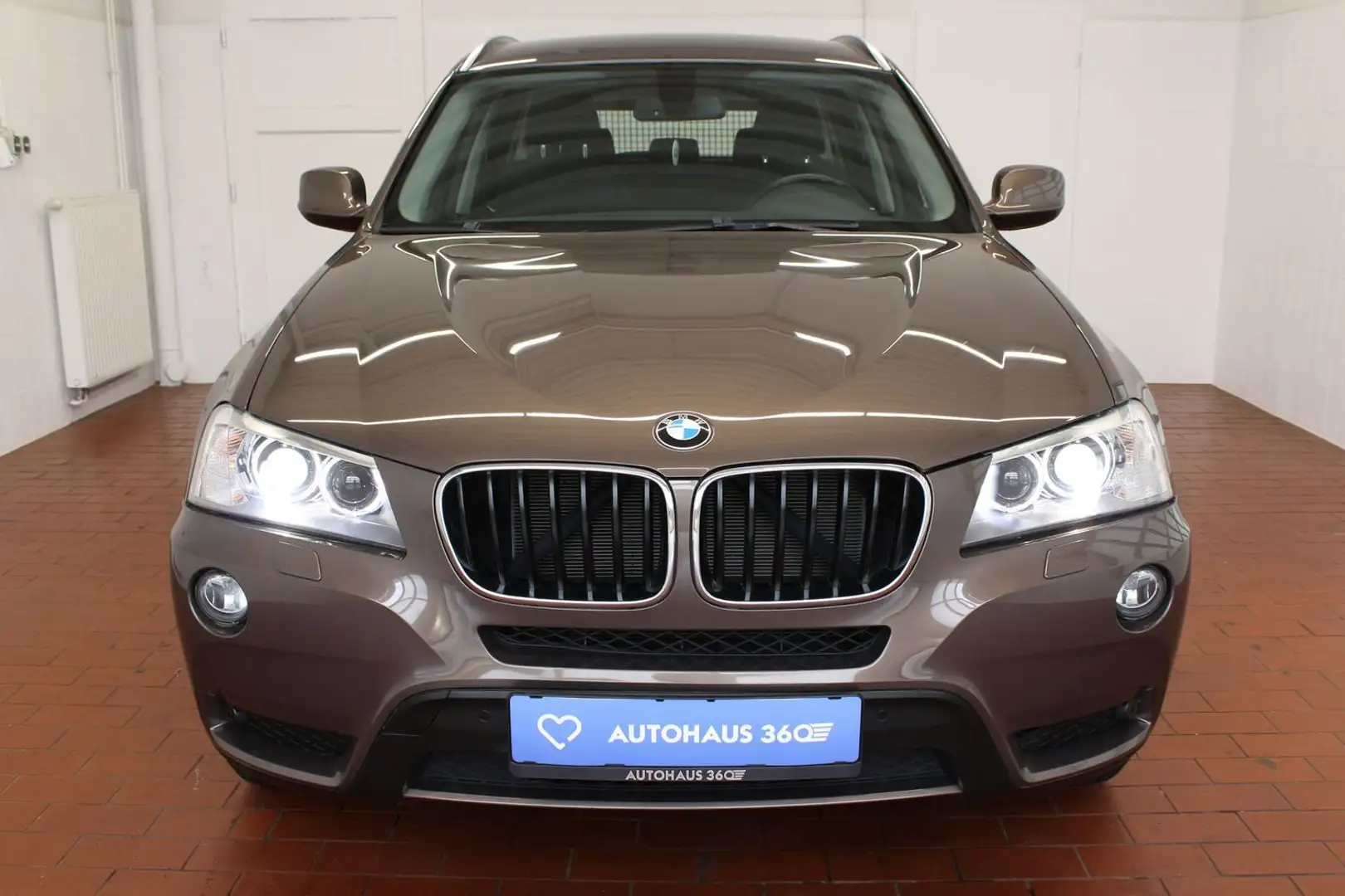BMW X3 xDrive Benzin Schalter Bi-Xenon Braun - 2