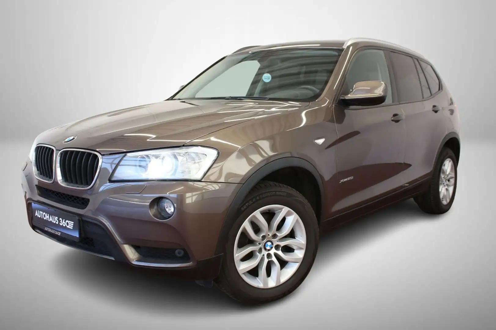 BMW X3 xDrive Benzin Schalter Bi-Xenon Braun - 1