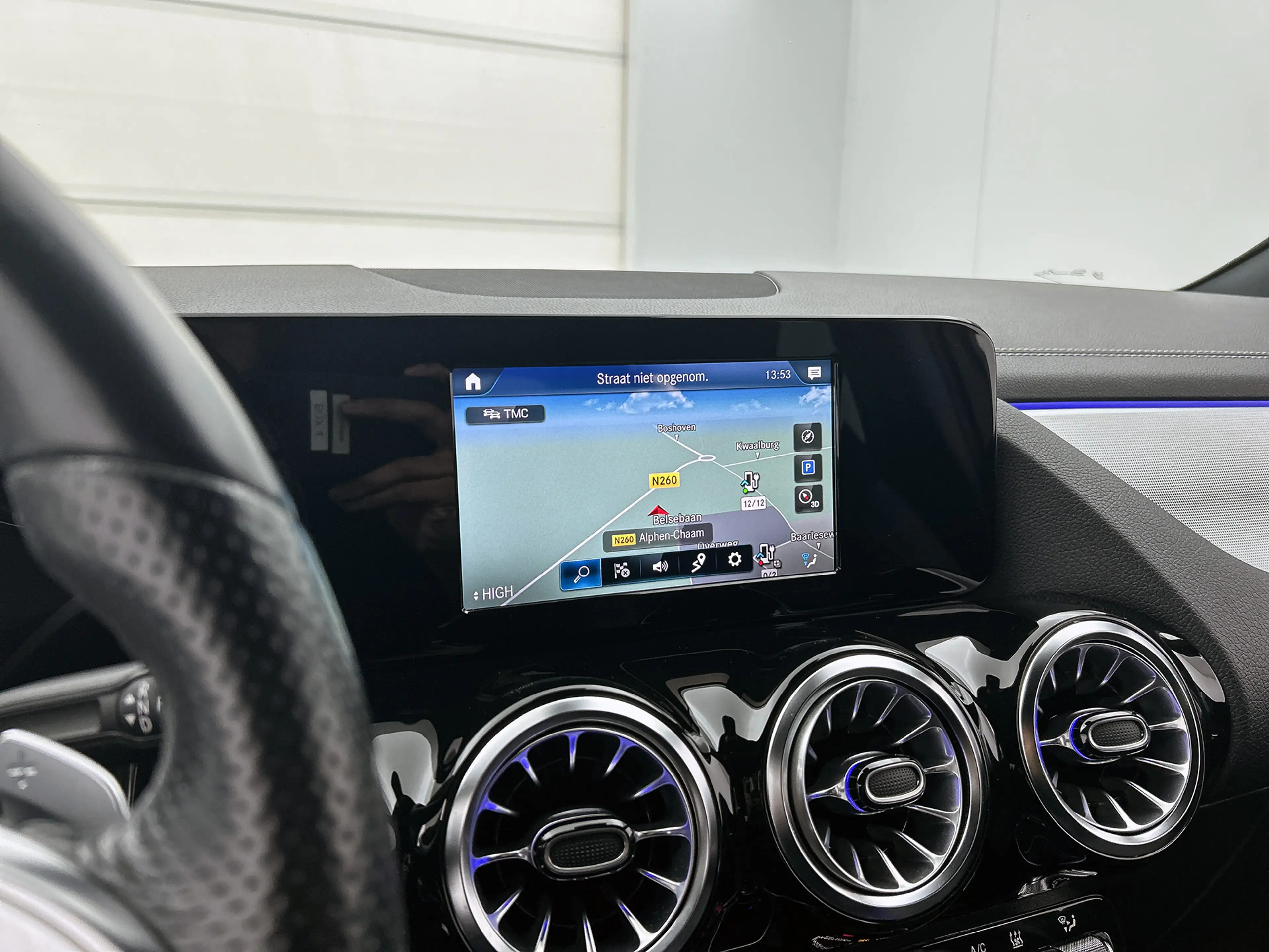 Mercedes-Benz B 250 e Hybride Premium Design AMG line / 1/2 Leder / St — photo 27