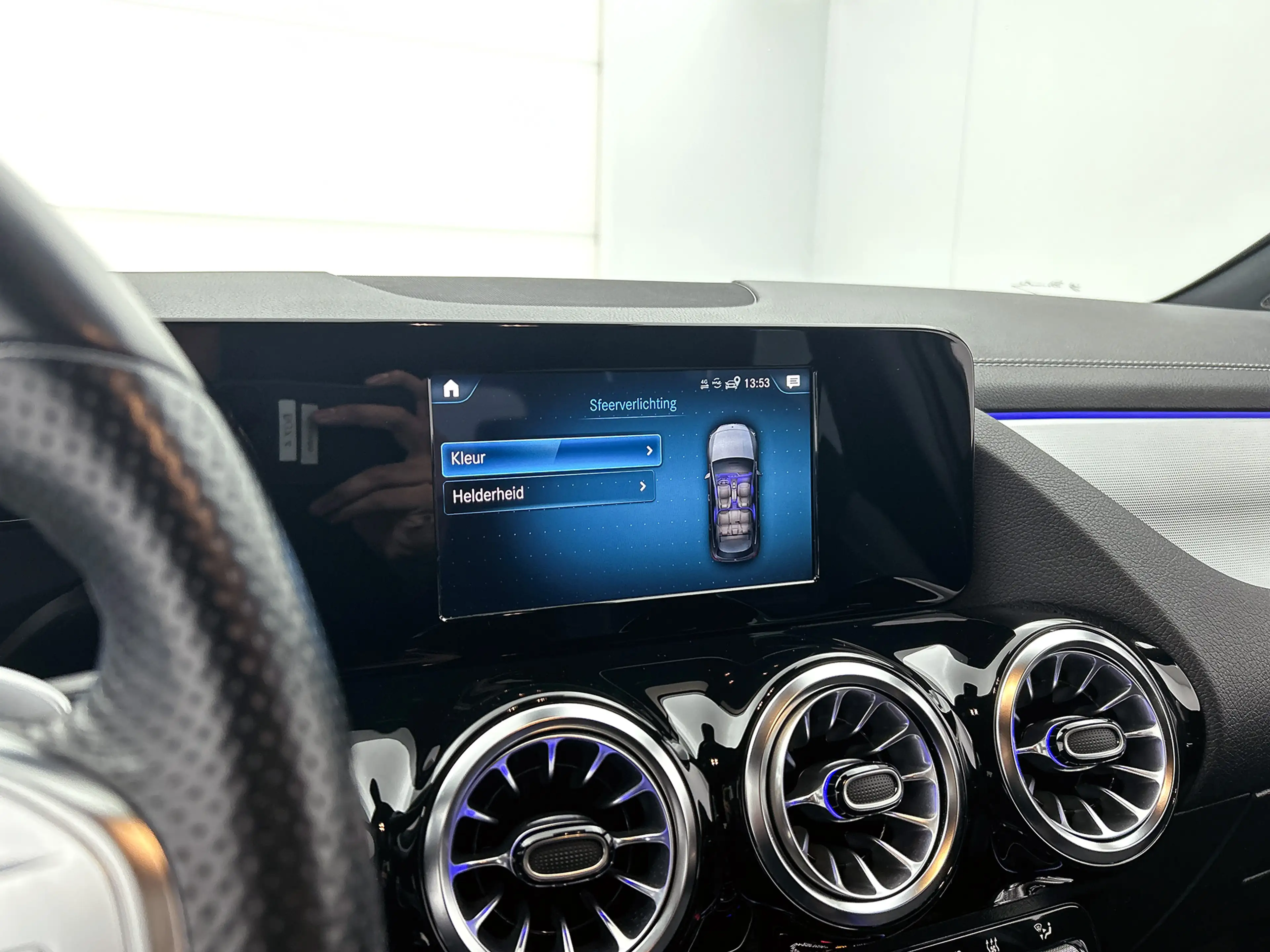 Mercedes-Benz B 250 e Hybride Premium Design AMG line / 1/2 Leder / St — photo 34