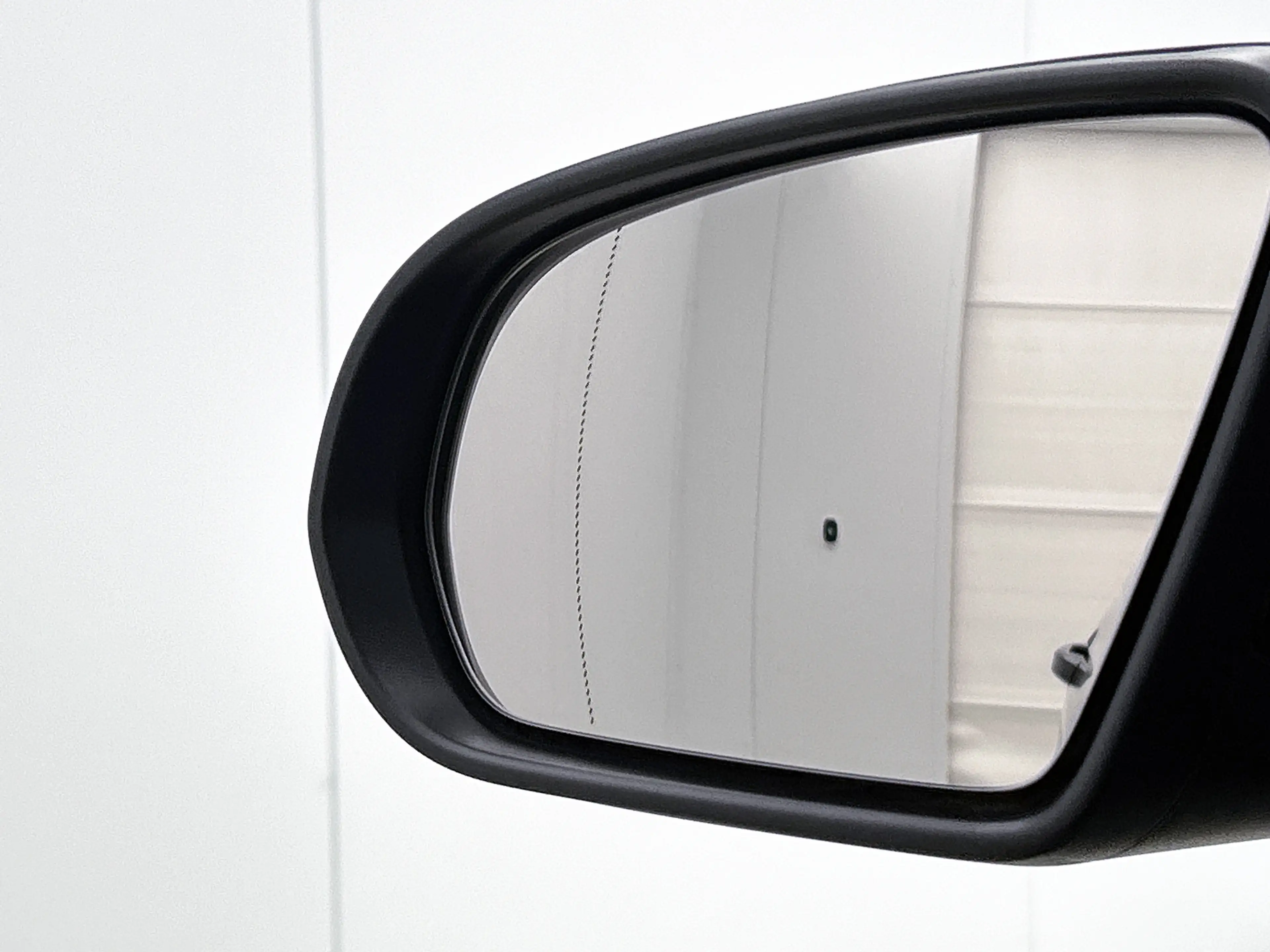 Mercedes-Benz B 250 e Hybride Premium Design AMG line / 1/2 Leder / St — photo 25