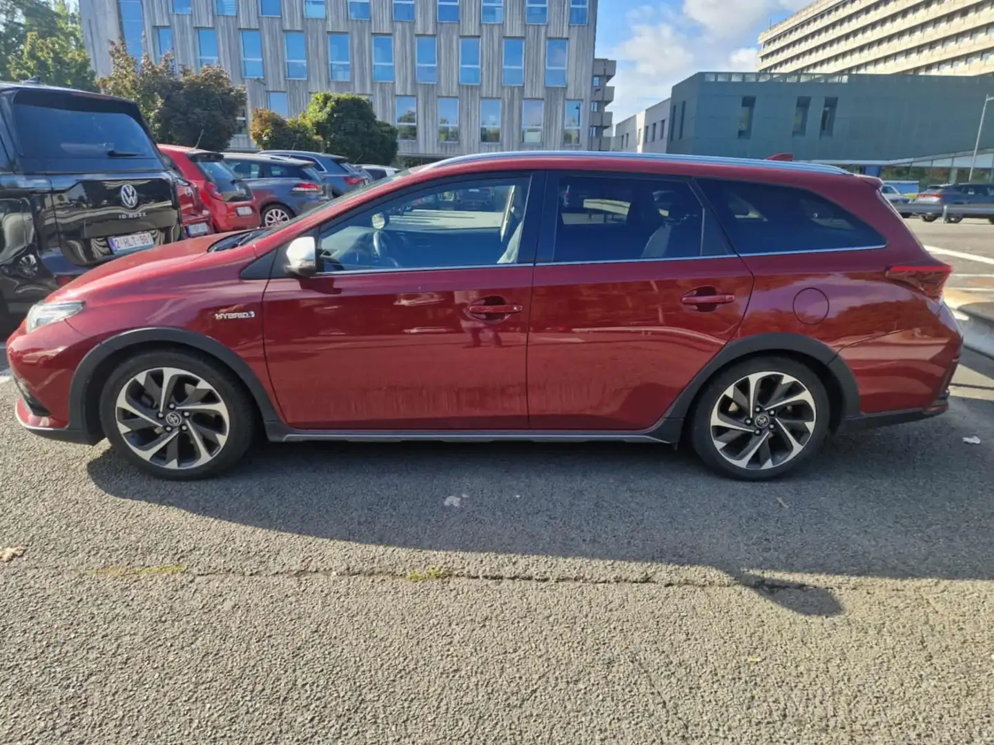 Toyota Auris SW 1.8 hybride sport - 2