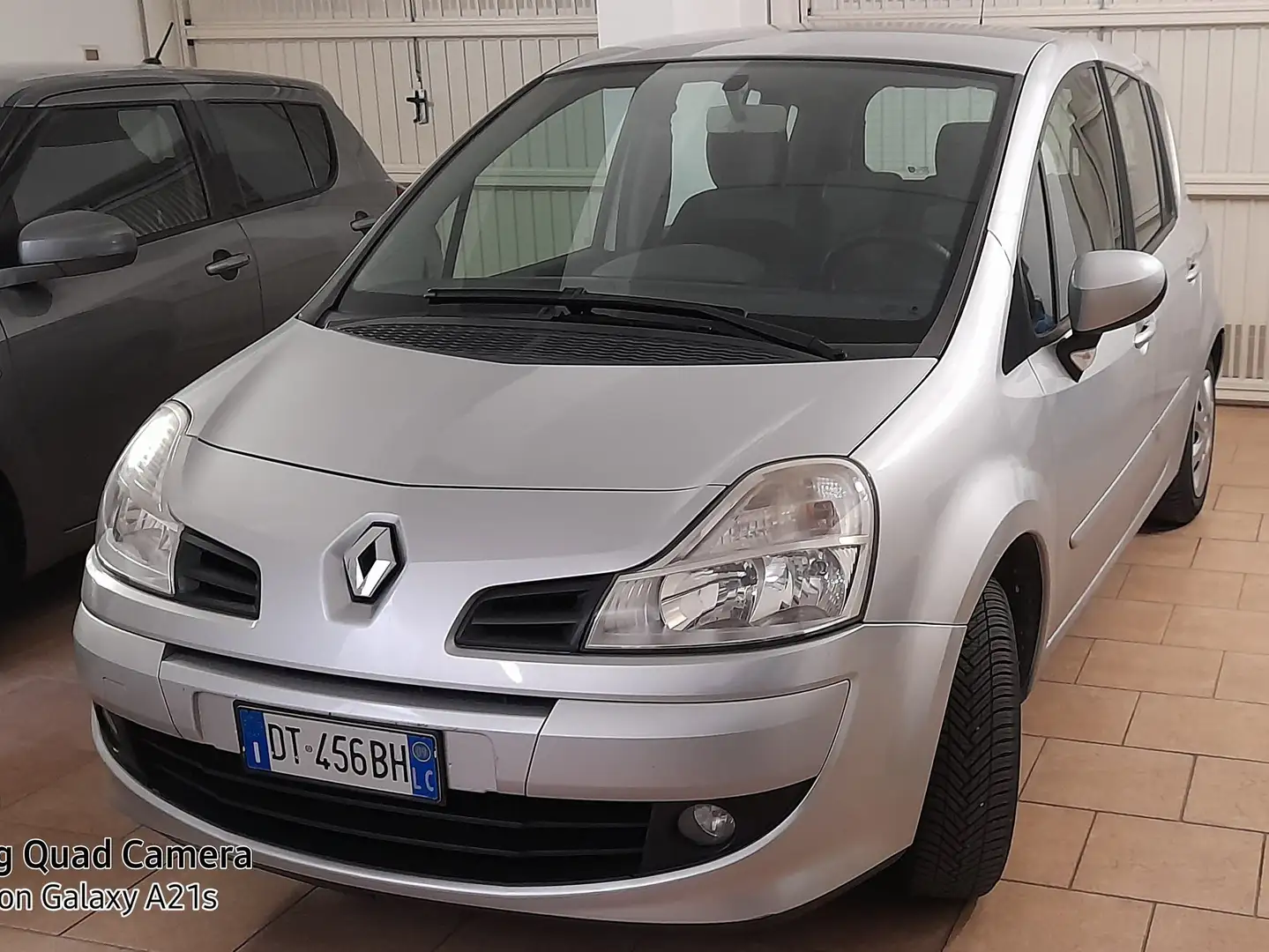 Renault Modus 1.2 tce Dynamique Gpl 100cv Plateado - 1