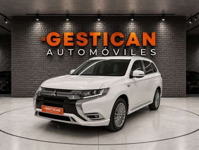 Mitsubishi Outlander PHEV Kaiteki 4WD - foto 1