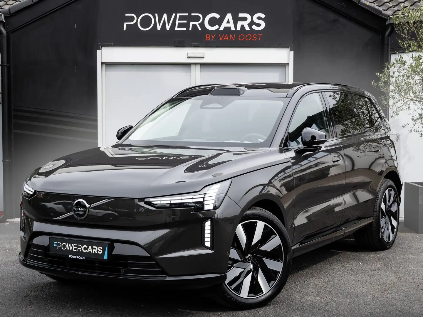 Volvo EX90 Ultra PURE | NEW | 7 ZIT | AIRSUSPENSION | PANO Szürke - 1